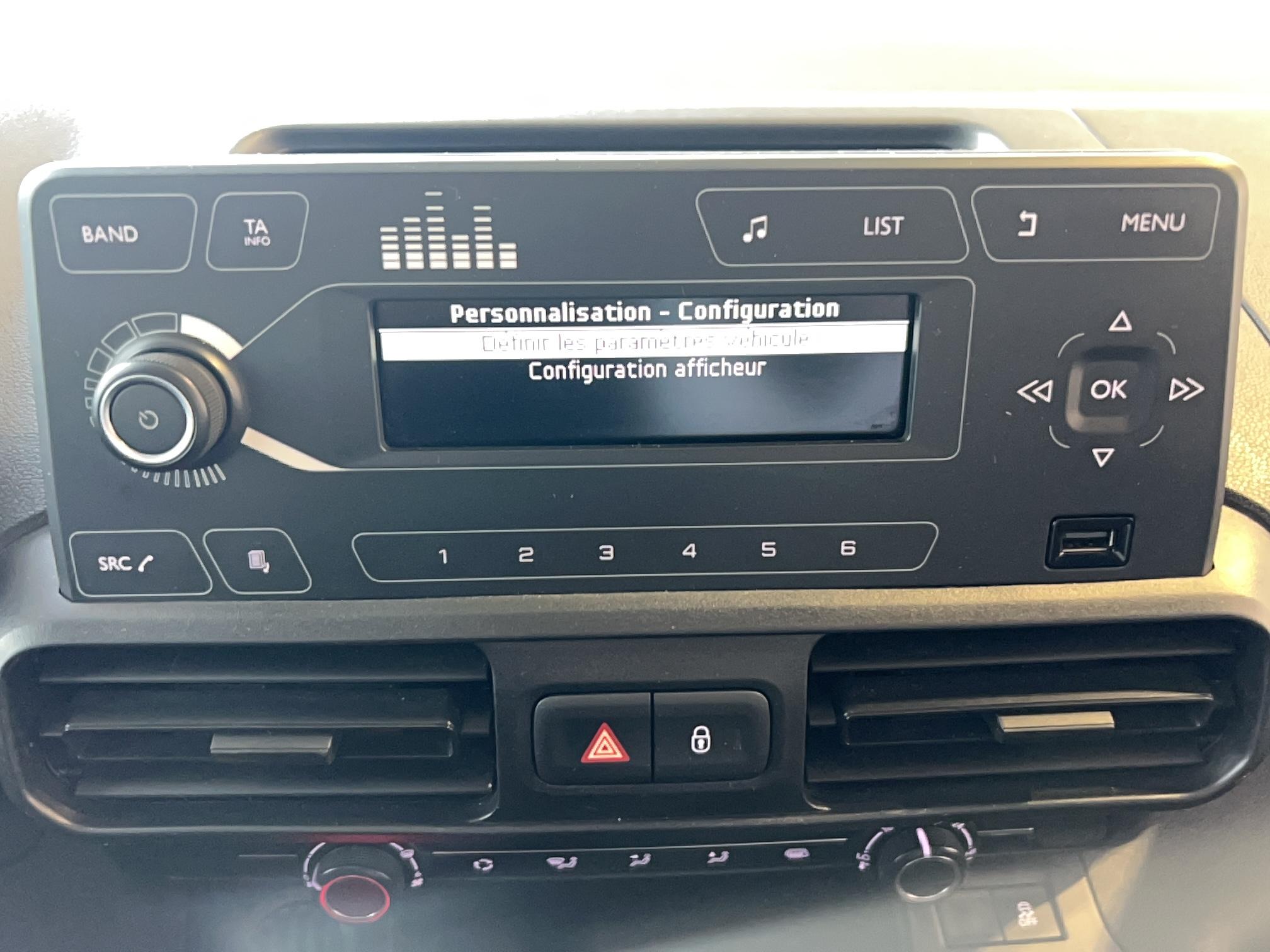 CITROEN BERLINGO VAN M 650 BLUEHDI 100 S&S BVM5 CLUB - Véhicule Occasion Océane Auto