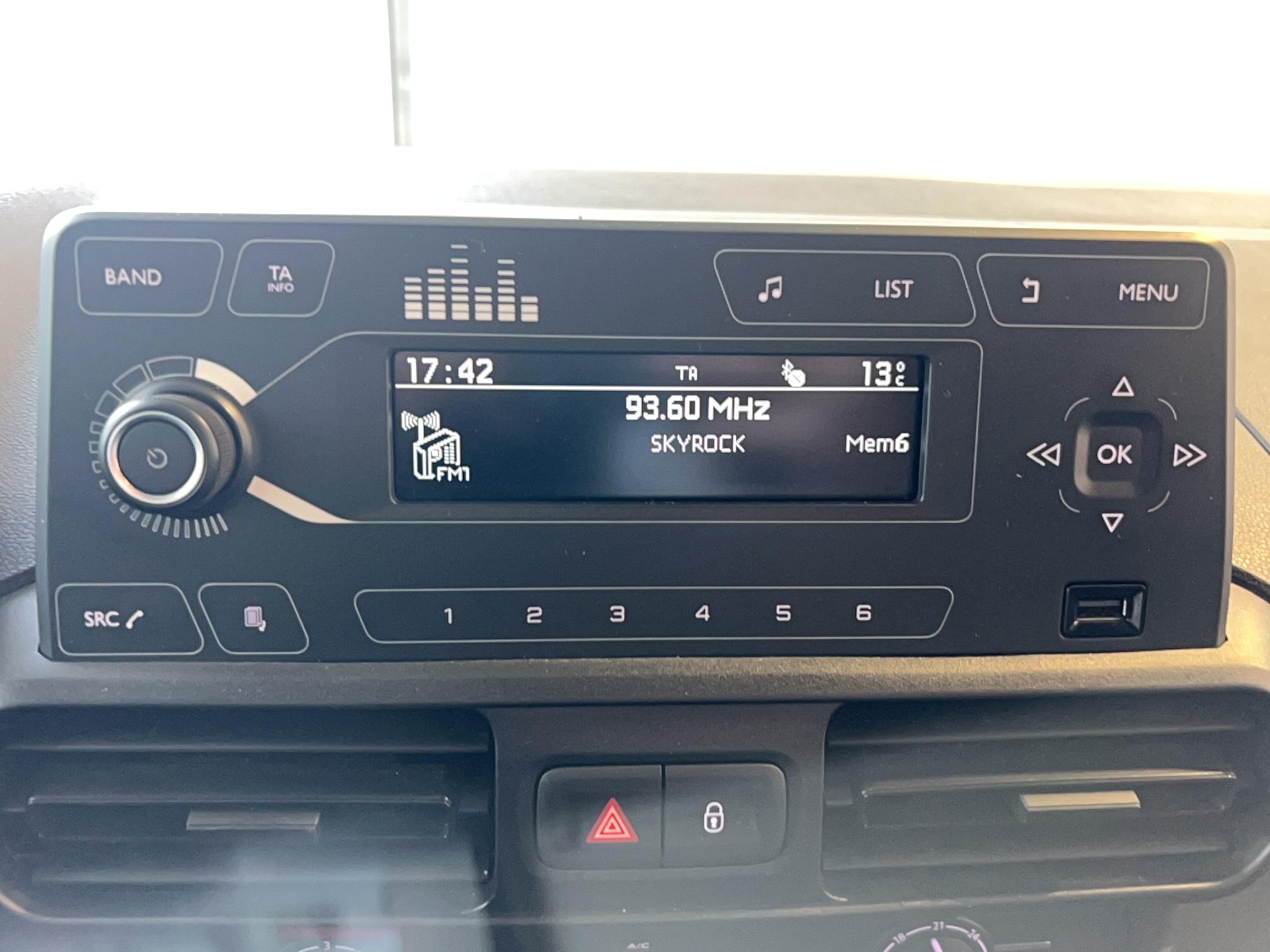 CITROEN BERLINGO VAN M 650 BLUEHDI 100 S&S BVM5 CLUB - Véhicule Occasion Océane Auto