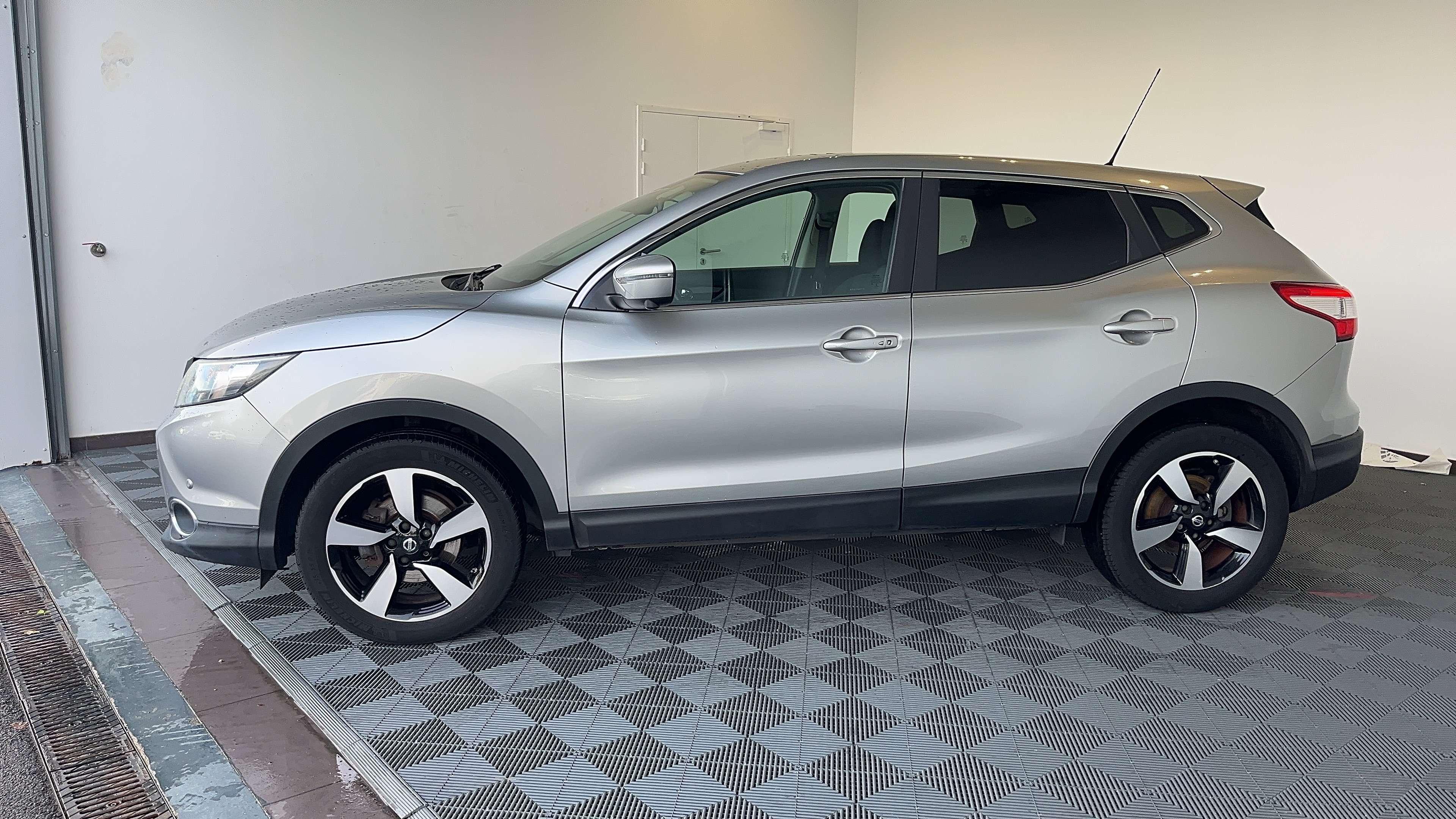 NISSAN Qashqai 1.2 DIG-T 115 Stop/Start Connect Edition Xtronic A - Véhicule Occasion Océane Auto