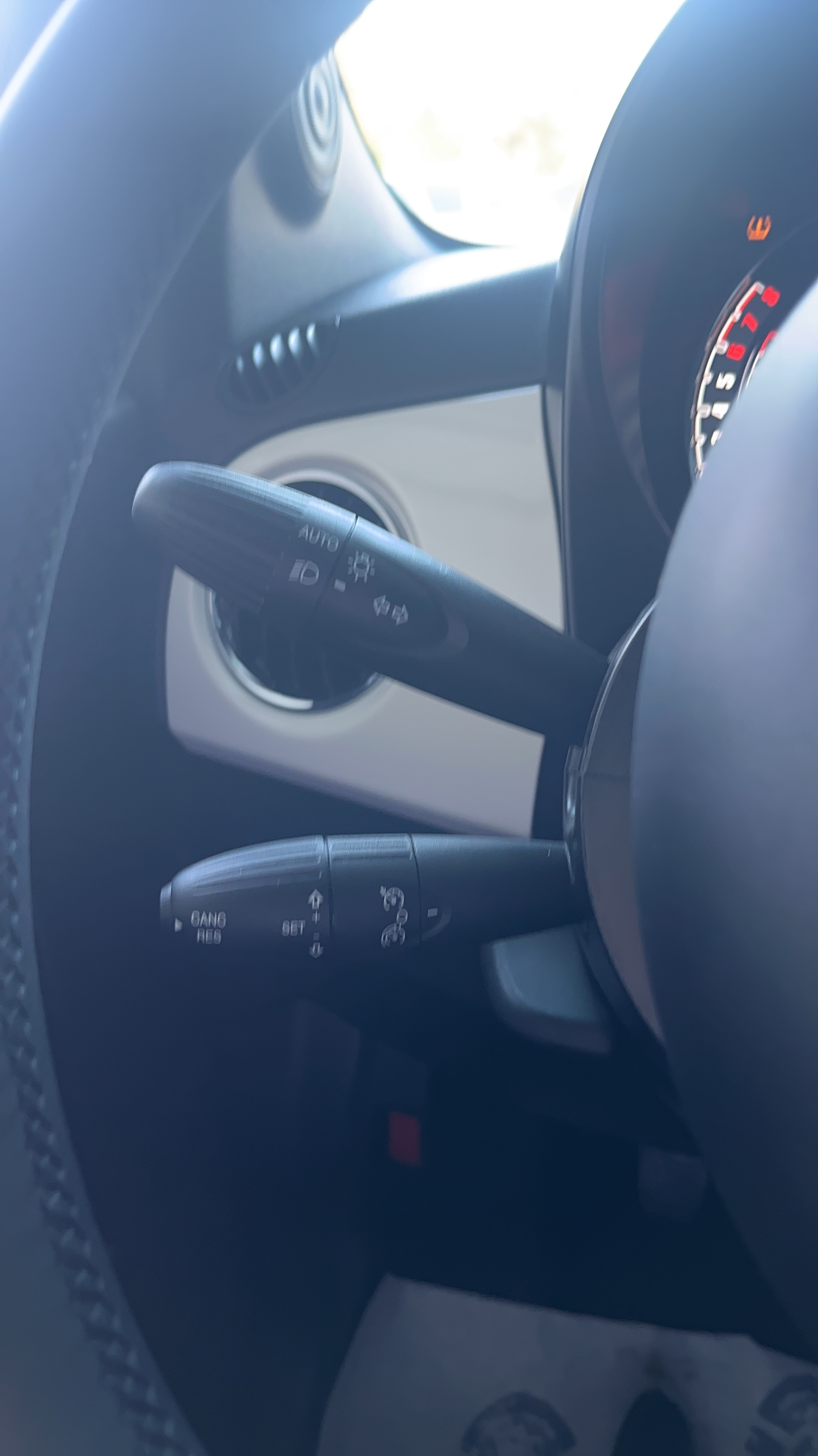 FIAT 500C 1.0 70 ch Hybride BSG S/S Dolcevita - Véhicule Occasion - Océane Auto FIAT 500C 1.0 70 ch Hybride BSG S/S Dolcevita - Véhicule Occasion Océane Auto