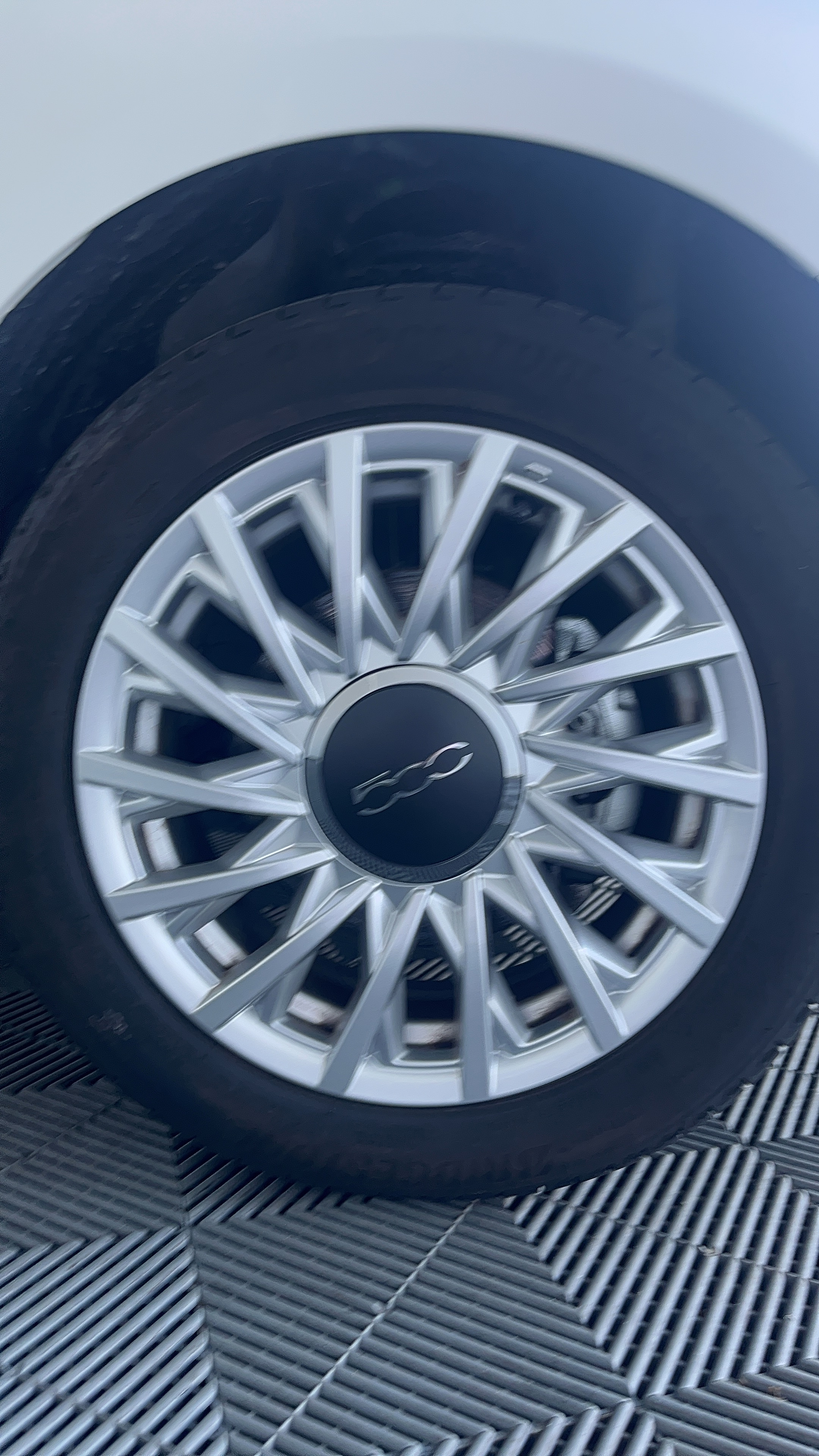 FIAT 500C 1.0 70 ch Hybride BSG S/S Dolcevita - Véhicule Occasion - Océane Auto FIAT 500C 1.0 70 ch Hybride BSG S/S Dolcevita - Véhicule Occasion Océane Auto