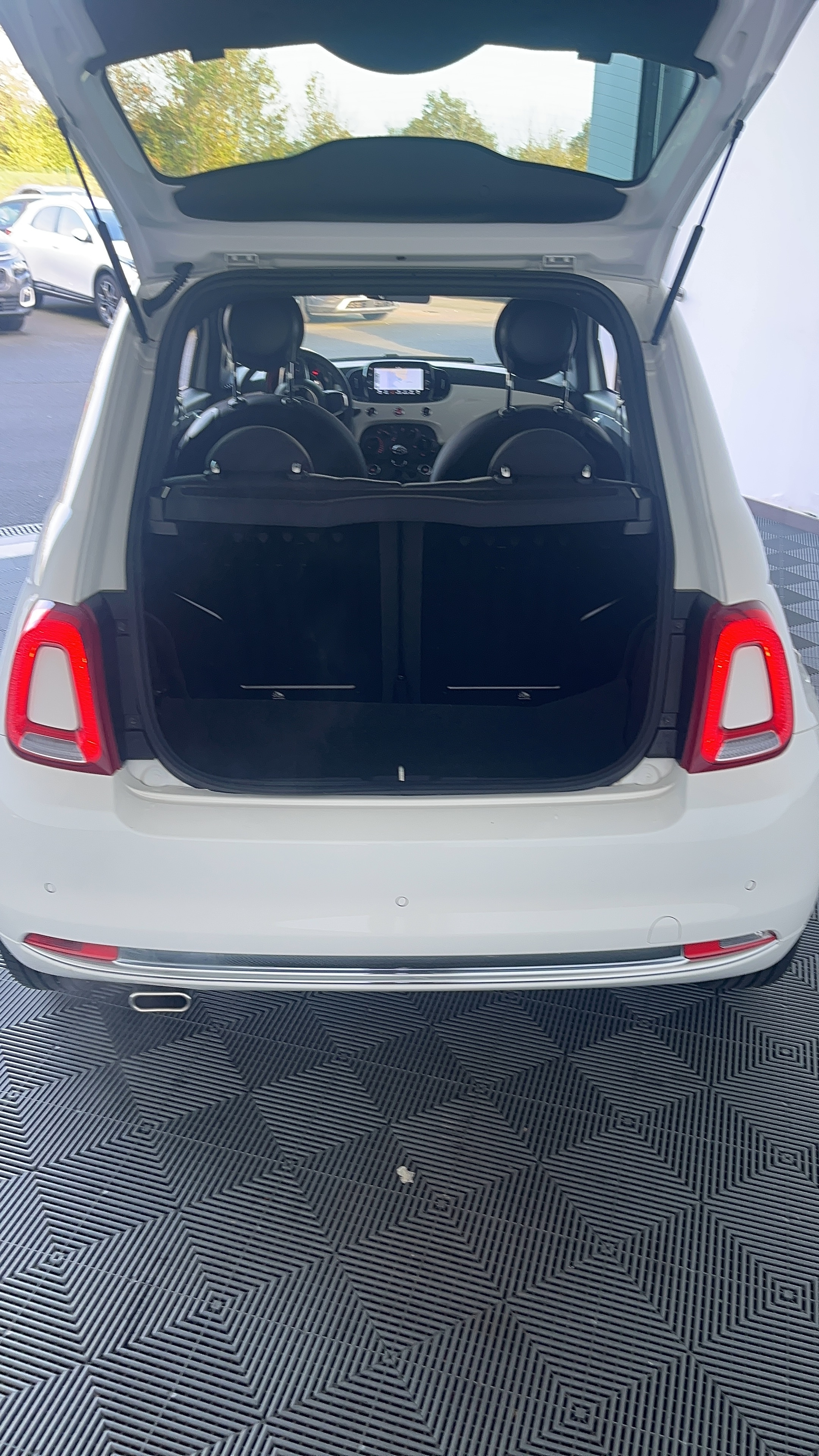 FIAT 500C 1.0 70 ch Hybride BSG S/S Dolcevita - Véhicule Occasion - Océane Auto FIAT 500C 1.0 70 ch Hybride BSG S/S Dolcevita - Véhicule Occasion Océane Auto