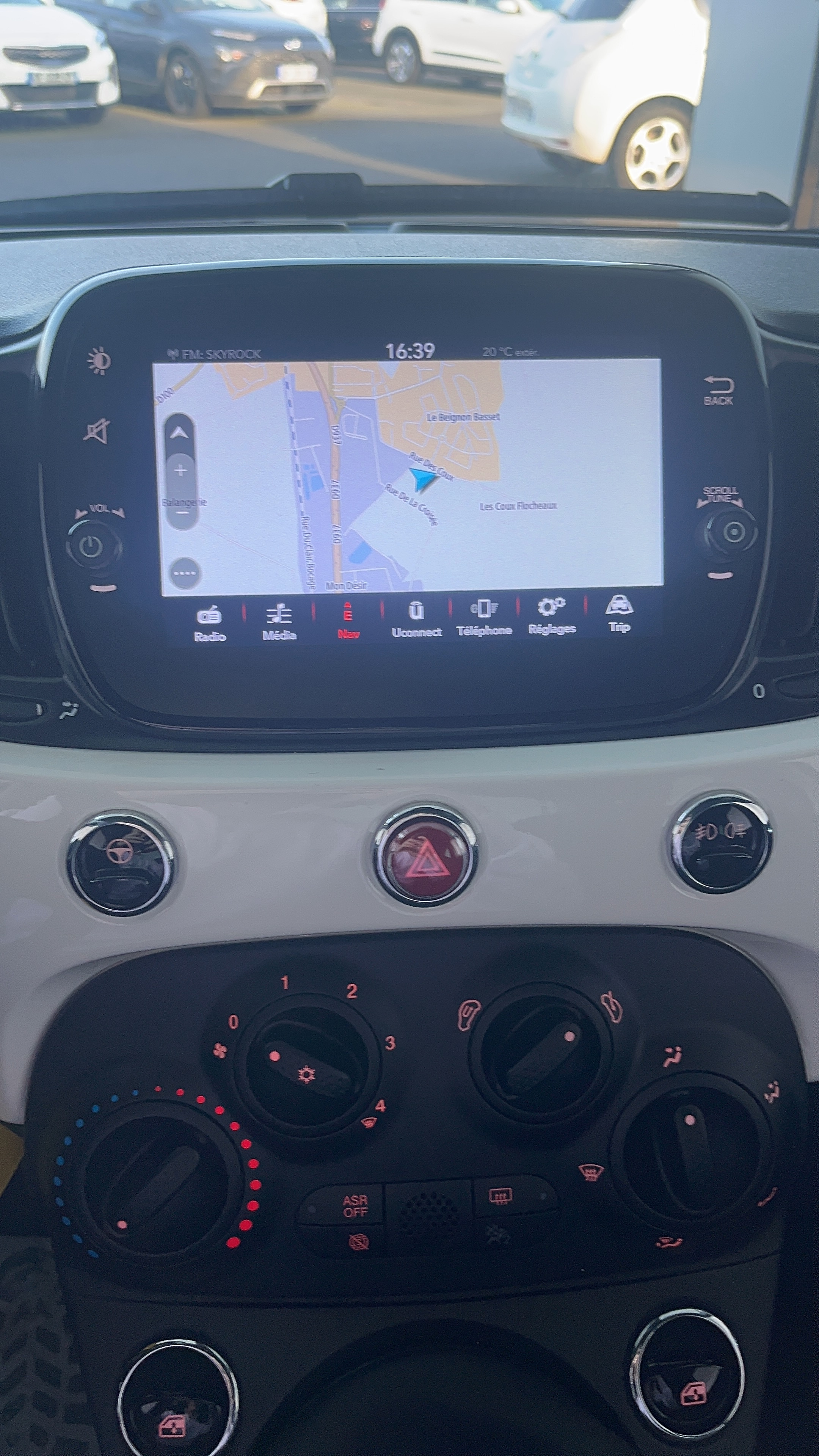 FIAT 500C 1.0 70 ch Hybride BSG S/S Dolcevita - Véhicule Occasion - Océane Auto FIAT 500C 1.0 70 ch Hybride BSG S/S Dolcevita - Véhicule Occasion Océane Auto