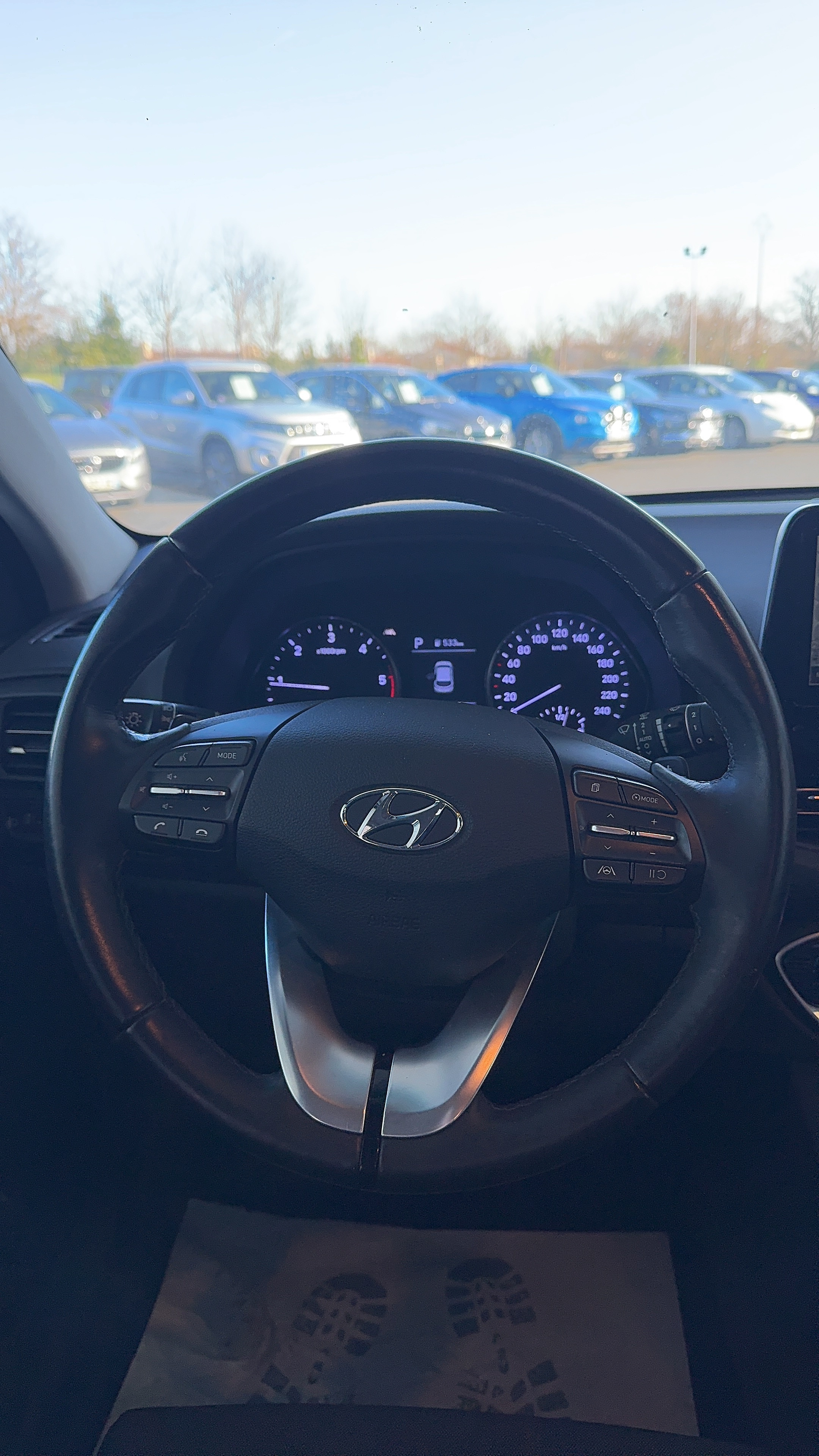 HYUNDAI i30 SW 1.6 CRDi 115 DCT-7 Business - Véhicule Occasion - Océane Auto HYUNDAI i30 SW 1.6 CRDi 115 DCT-7 Business - Véhicule Occasion Océane Auto