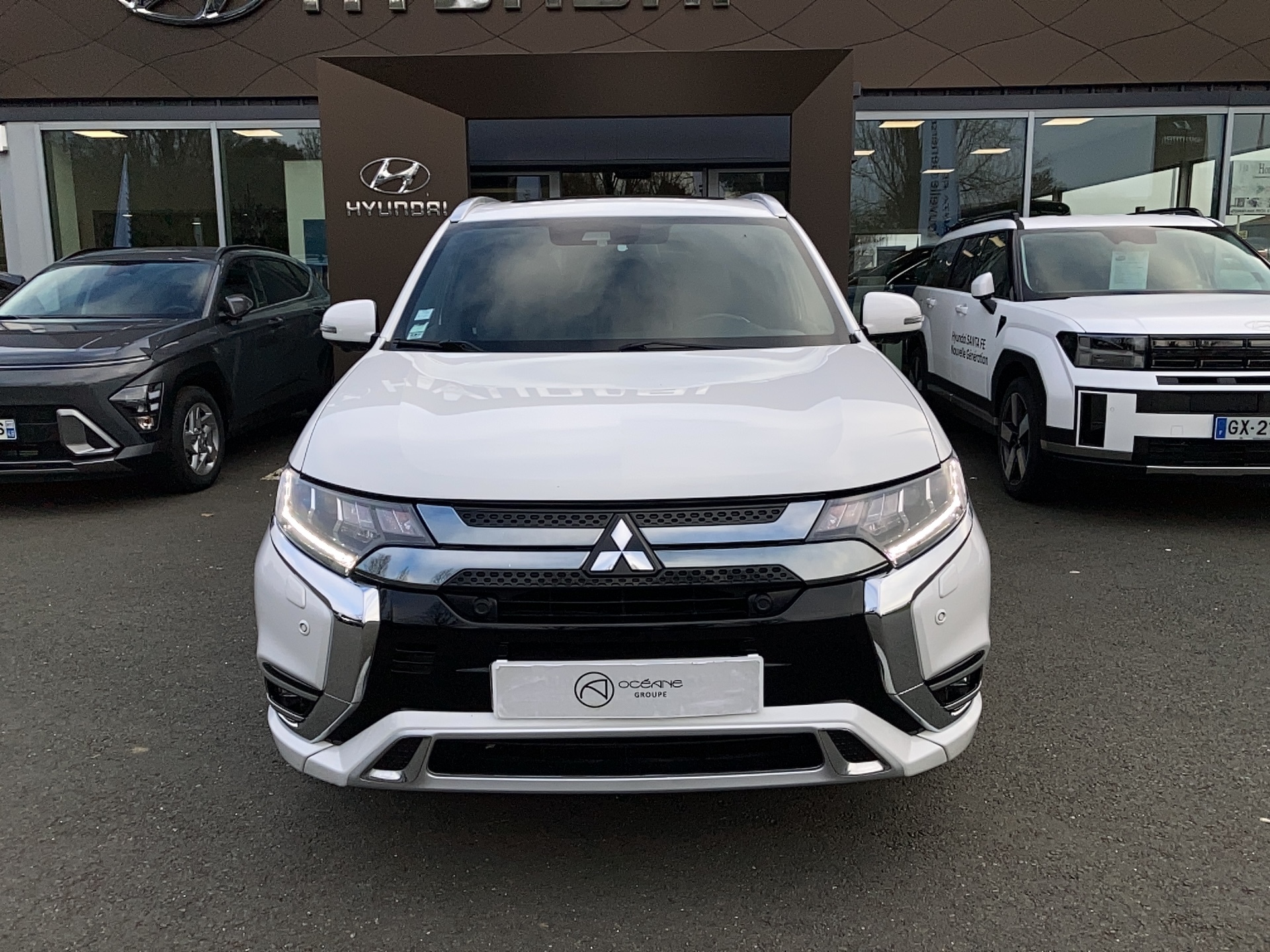 MITSUBISHI Outlander 2.4l PHEV Twin Motor 4WD Instyle - Véhicule Occasion Océane Auto