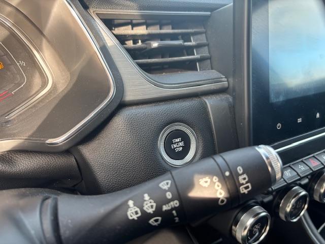 RENAULT Captur TCe 90 - 21 Zen - Véhicule Occasion - Océane Auto RENAULT Captur TCe 90 - 21 Zen - Véhicule Occasion Océane Auto