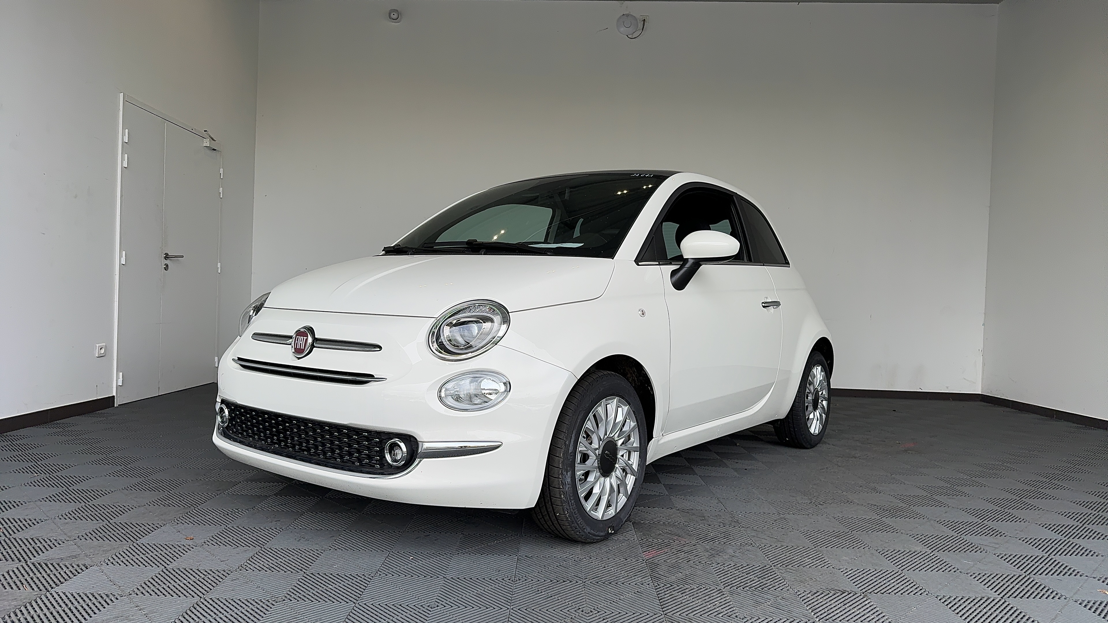 FIAT 500 1.0 70 ch Hybride BSG S/S Dolcevita - Véhicule Occasion Océane Auto