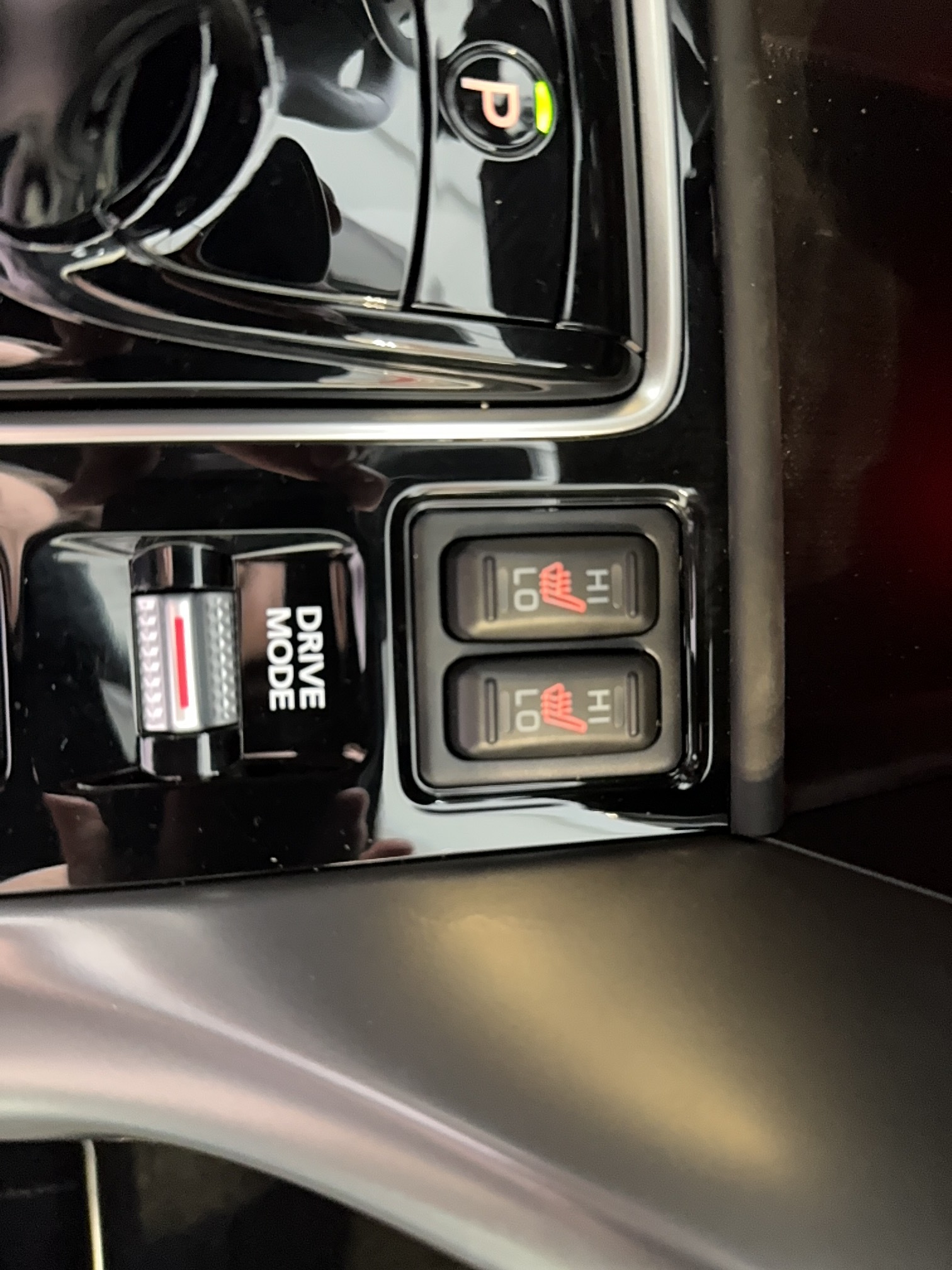 MITSUBISHI Eclipse Cross 2.4 MIVEC PHEV Twin Motor 4WD BLACK Collection - Véhicule Occasion - Océane Auto MITSUBISHI Eclipse Cross 2.4 MIVEC PHEV Twin Motor 4WD BLACK Collection - Véhicule Occasion Océane Auto