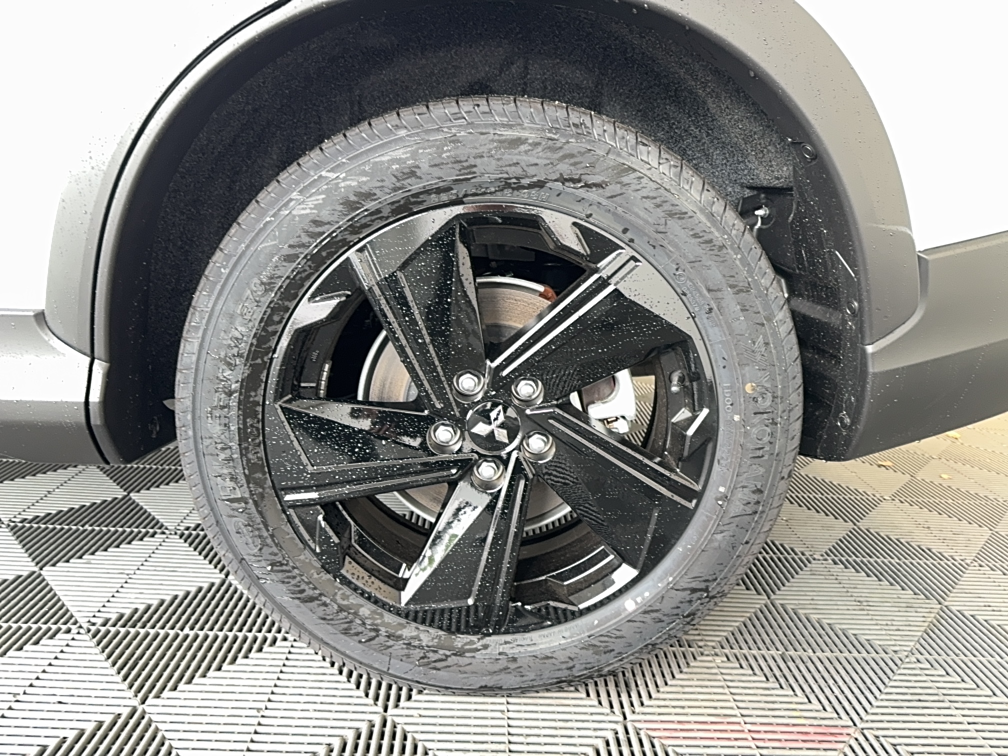 MITSUBISHI Eclipse Cross 2.4 MIVEC PHEV Twin Motor 4WD BLACK Collection - Véhicule Occasion - Océane Auto MITSUBISHI Eclipse Cross 2.4 MIVEC PHEV Twin Motor 4WD BLACK Collection - Véhicule Occasion Océane Auto