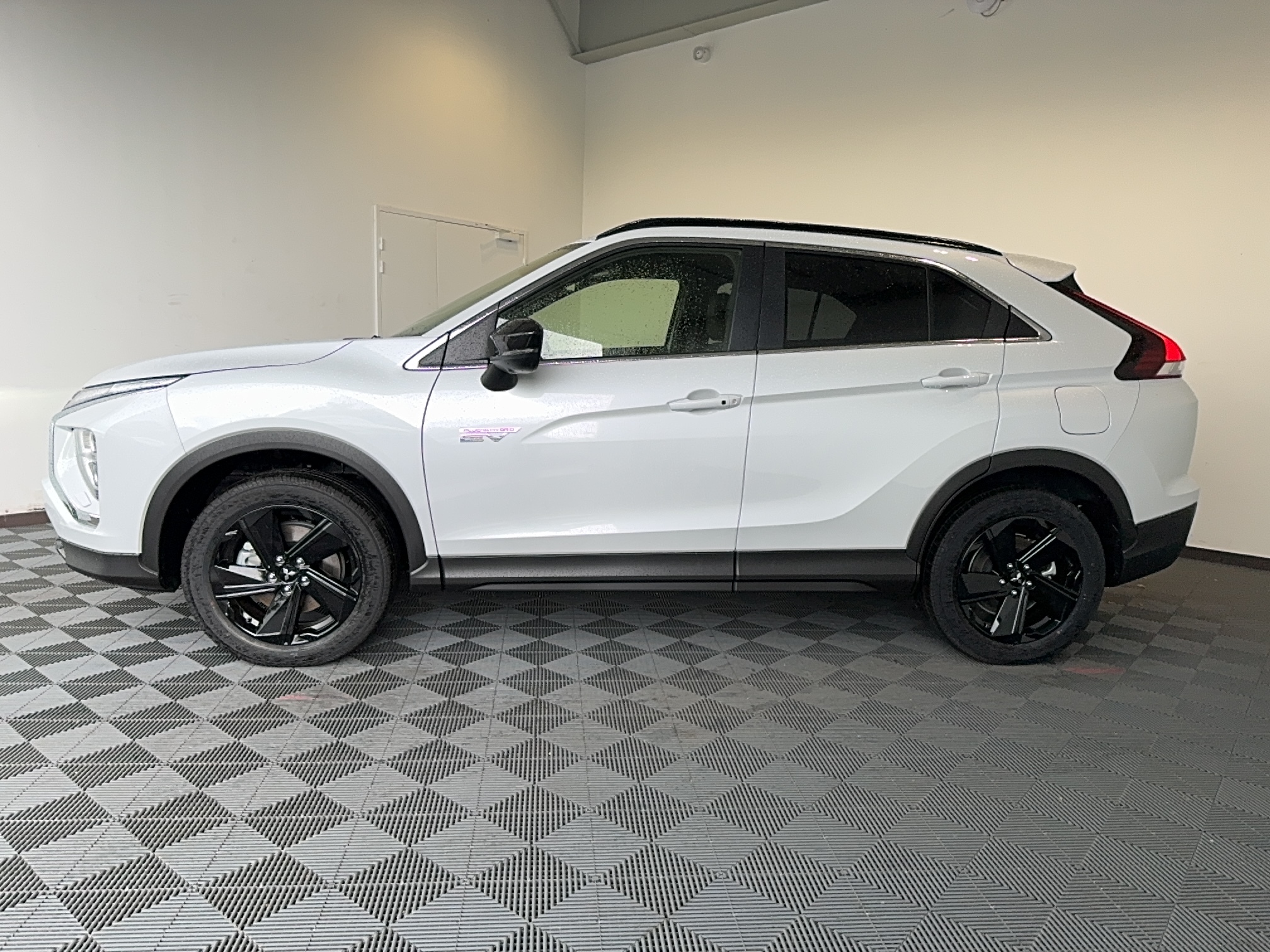 MITSUBISHI Eclipse Cross 2.4 MIVEC PHEV Twin Motor 4WD BLACK Collection - Véhicule Occasion Océane Auto