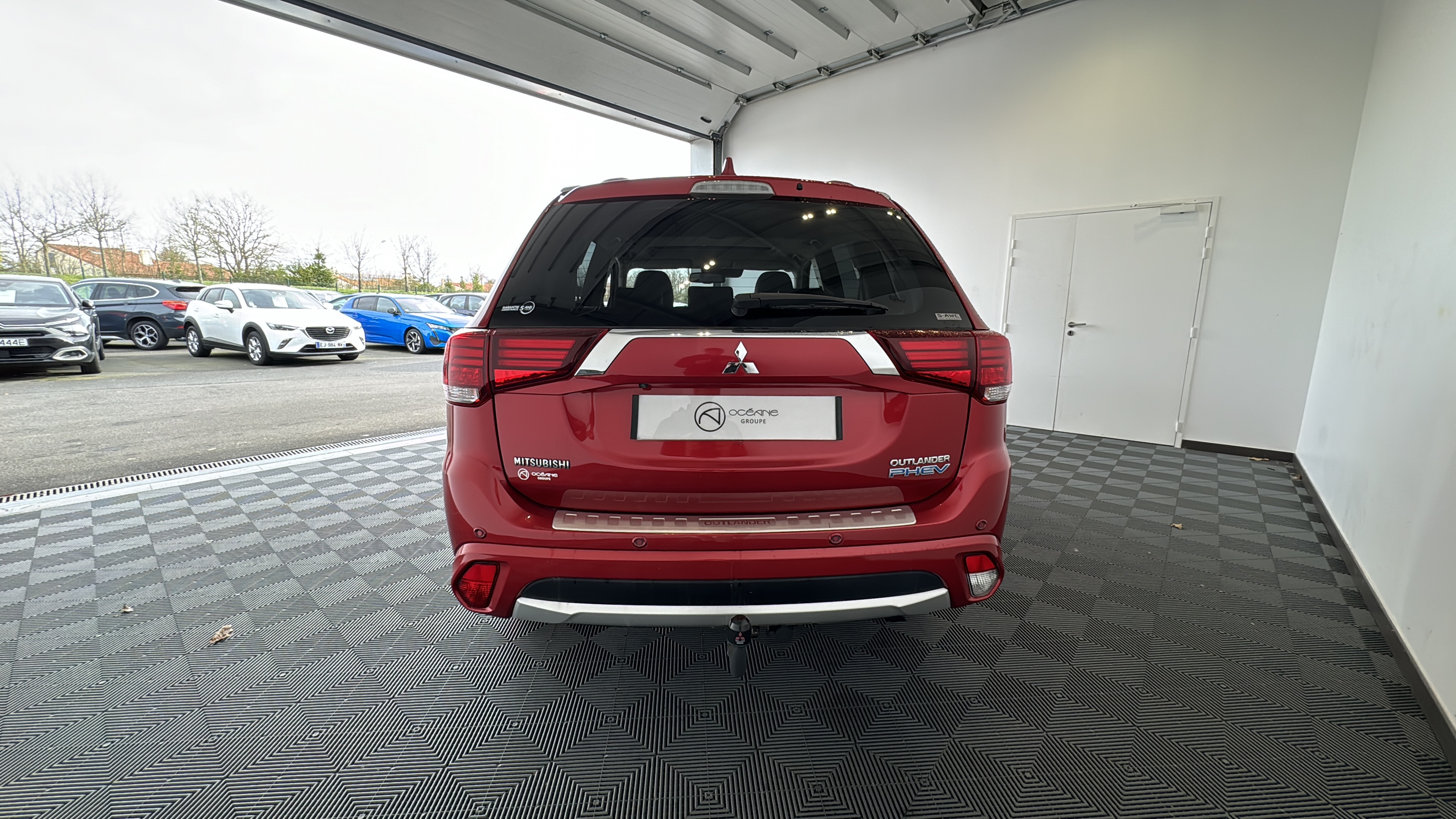MITSUBISHI Outlander 2.0I 200 PHEV Hybride rechargeable Essence Instyle - Véhicule Occasion Océane Auto