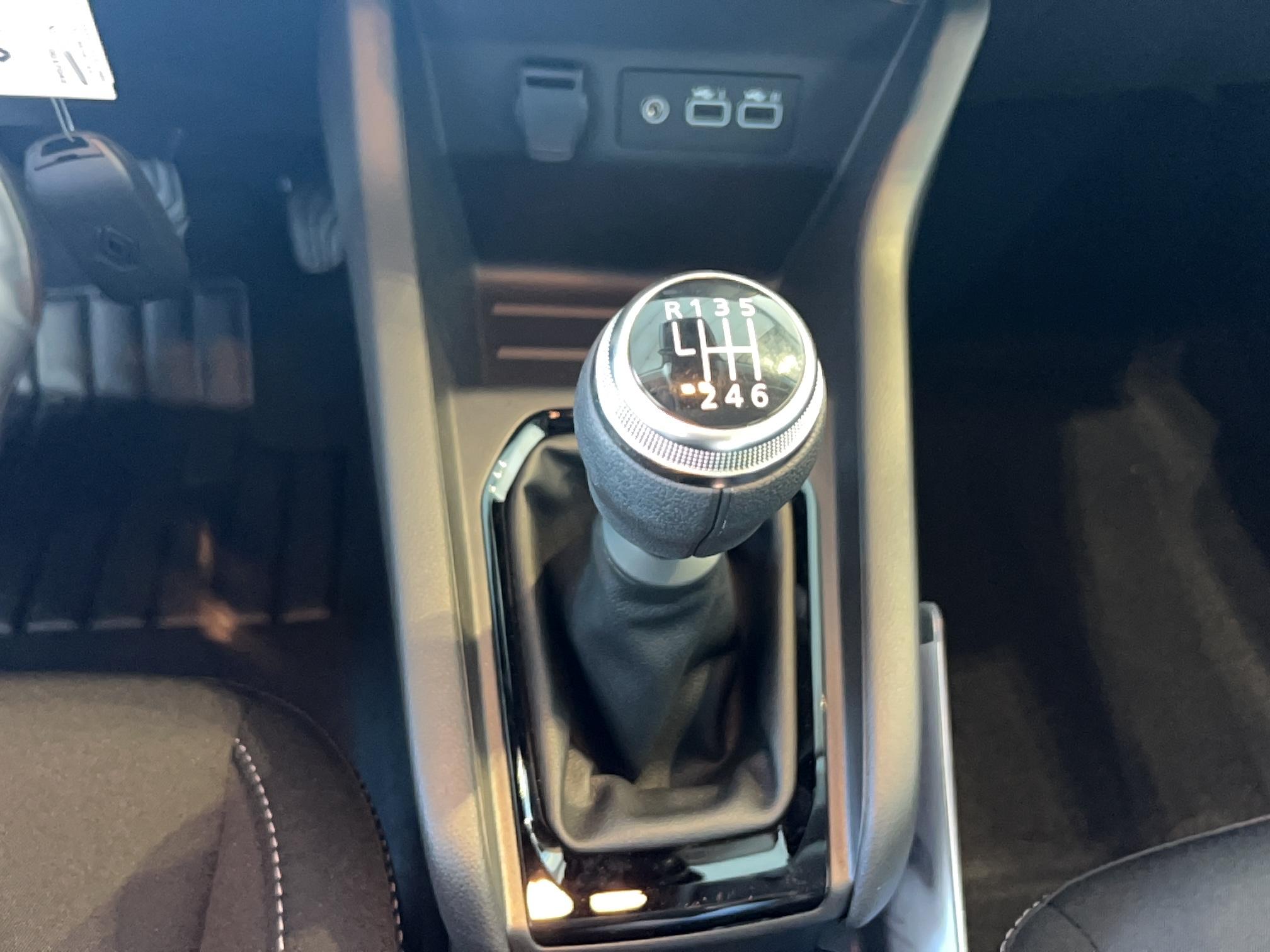 RENAULT Clio Blue dCi 100 ch GSR2 Evolution - Véhicule Occasion - Océane Auto RENAULT Clio Blue dCi 100 ch GSR2 Evolution - Véhicule Occasion Océane Auto