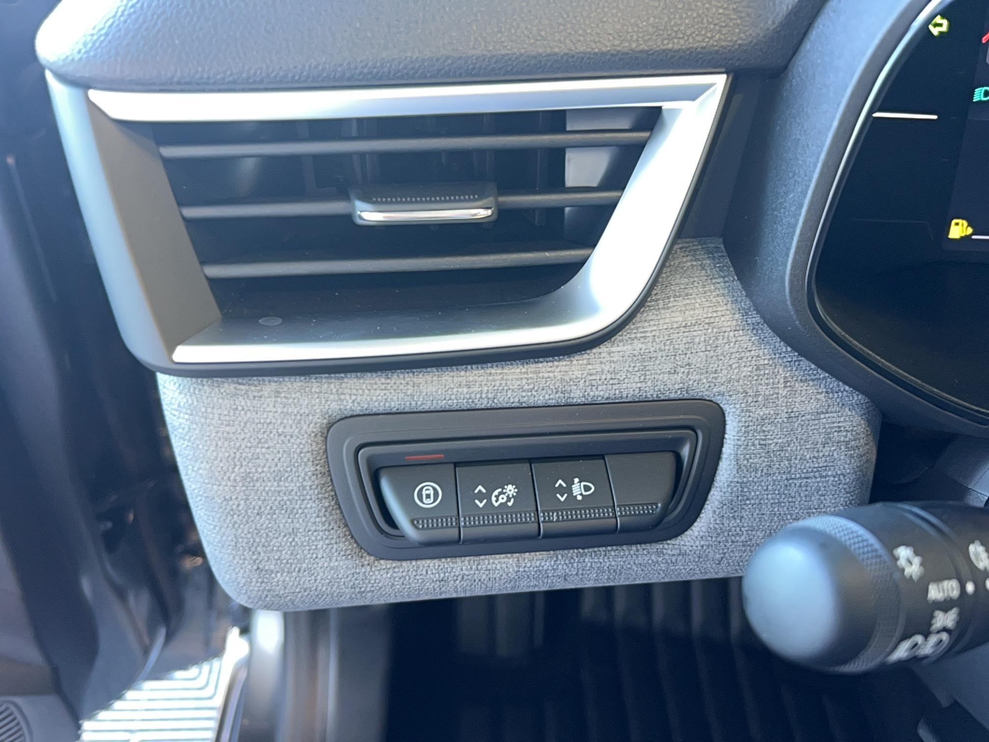 RENAULT Clio Blue dCi 100 ch GSR2 Evolution - Véhicule Occasion - Océane Auto RENAULT Clio Blue dCi 100 ch GSR2 Evolution - Véhicule Occasion Océane Auto