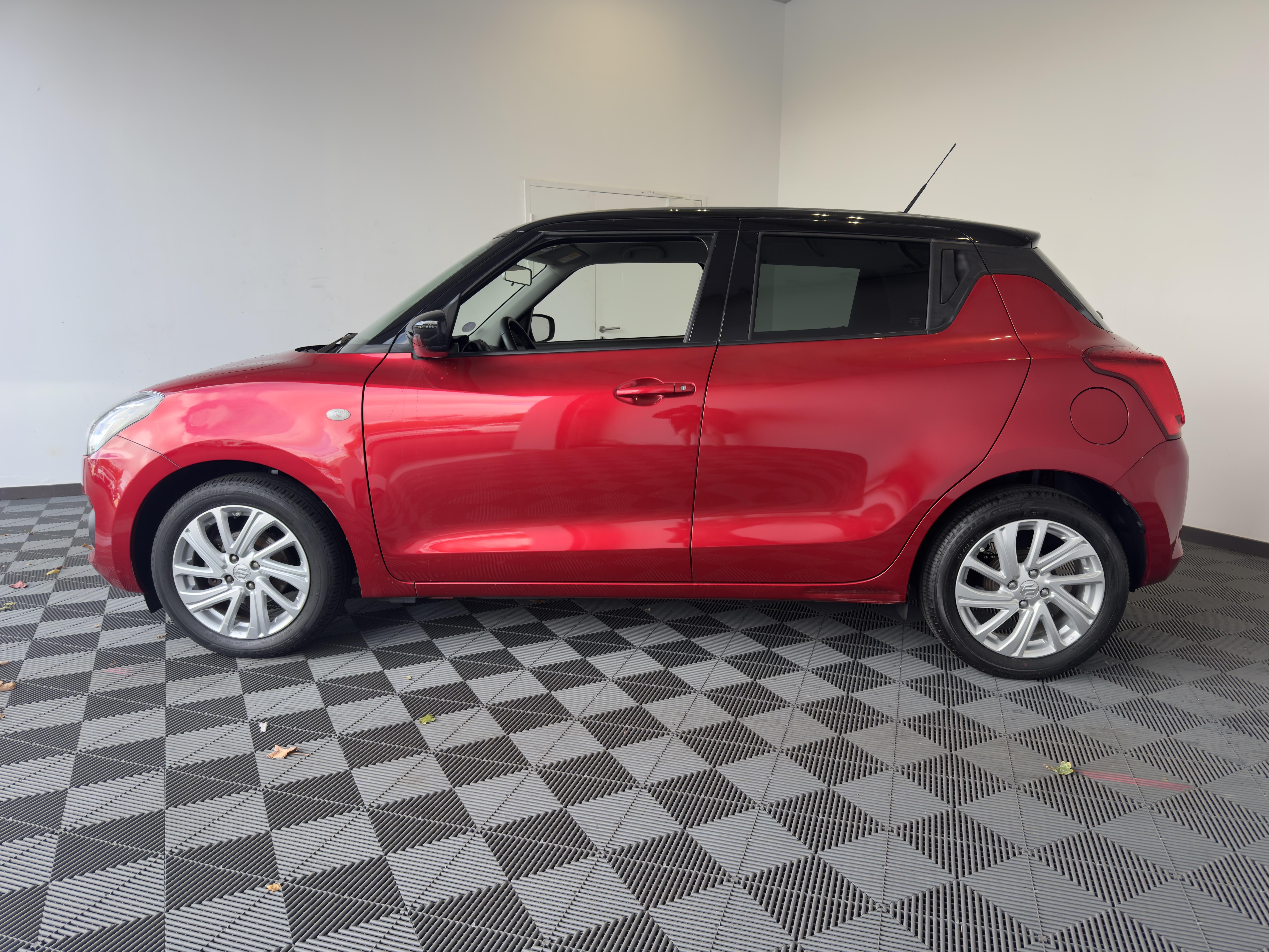 SUZUKI Swift 1.2 Dualjet Hybrid Privilège - Véhicule Occasion - Océane Auto SUZUKI Swift 1.2 Dualjet Hybrid Privilège - Véhicule Occasion Océane Auto