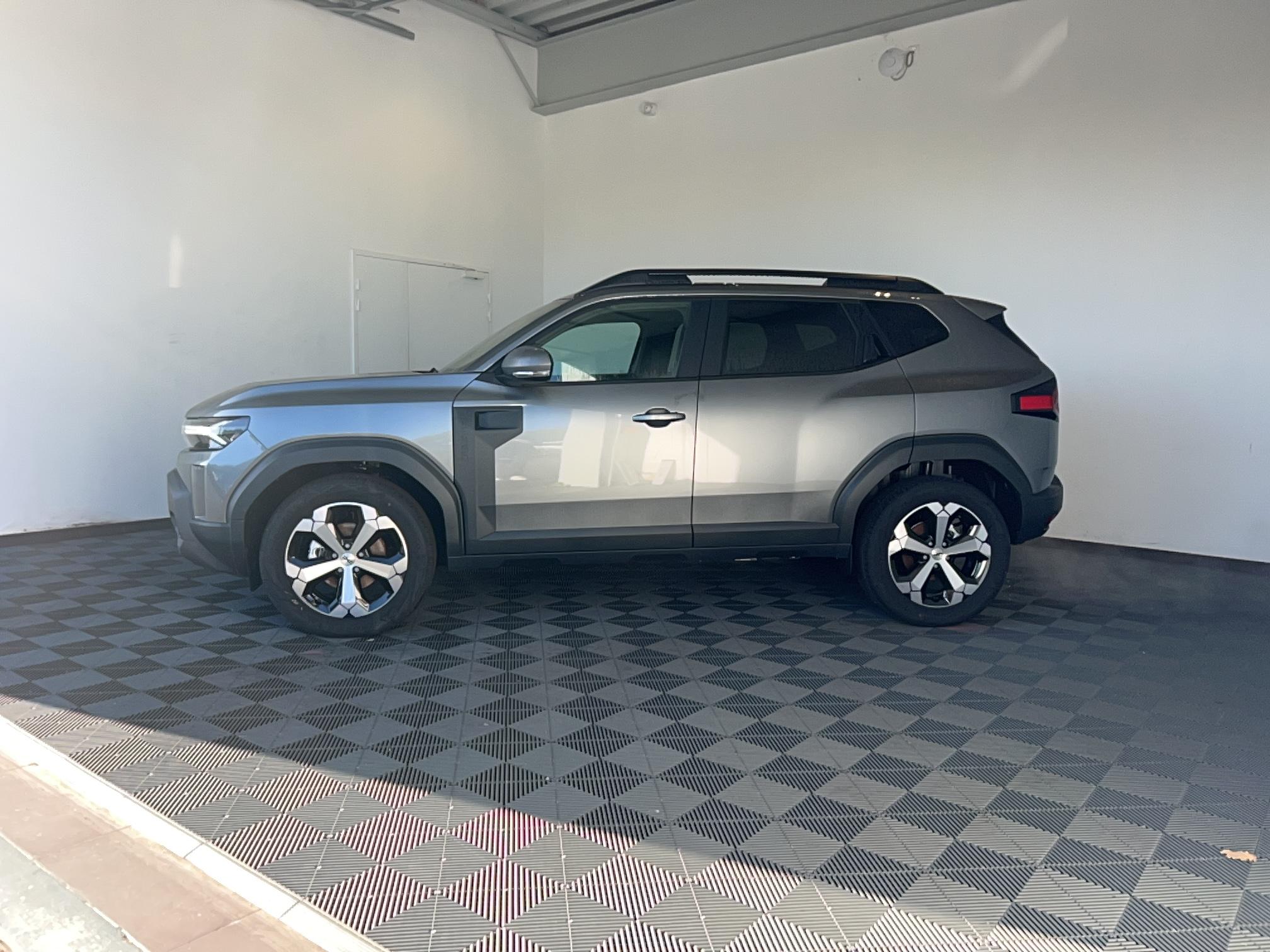 DACIA Duster Hybrid 140 Journey - Véhicule Occasion - Océane Auto DACIA Duster Hybrid 140 Journey - Véhicule Occasion Océane Auto