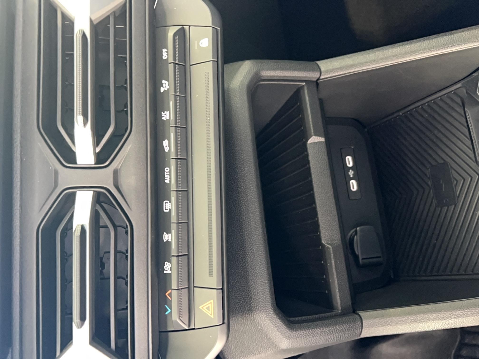 DACIA Duster Hybrid 140 4x2 Journey - Véhicule Occasion Océane Auto