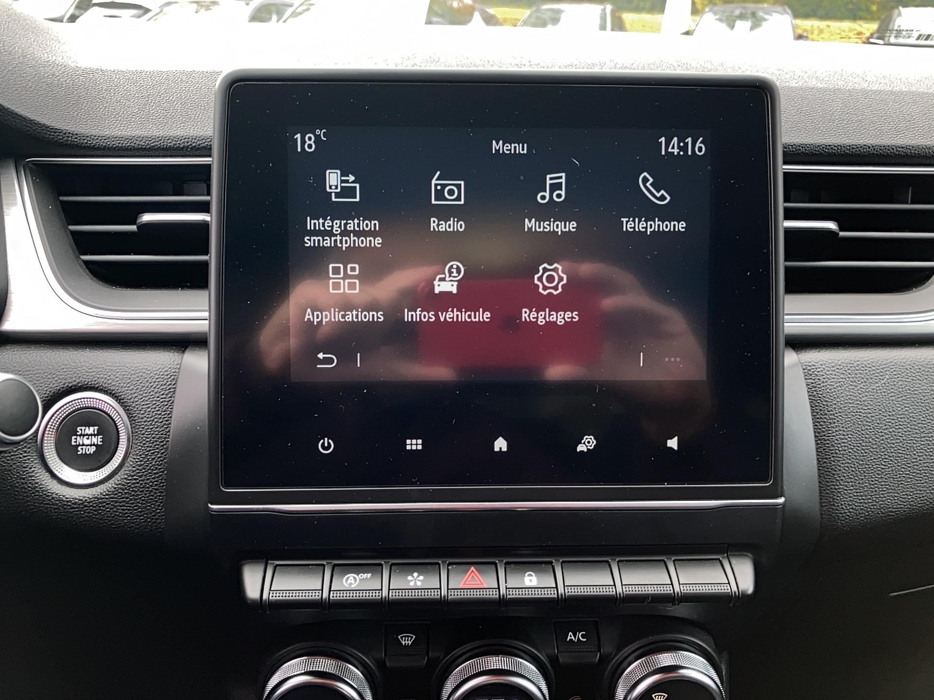 RENAULT Captur TCe 90 - 21 Zen - Véhicule Occasion - Océane Auto RENAULT Captur TCe 90 - 21 Zen - Véhicule Occasion Océane Auto