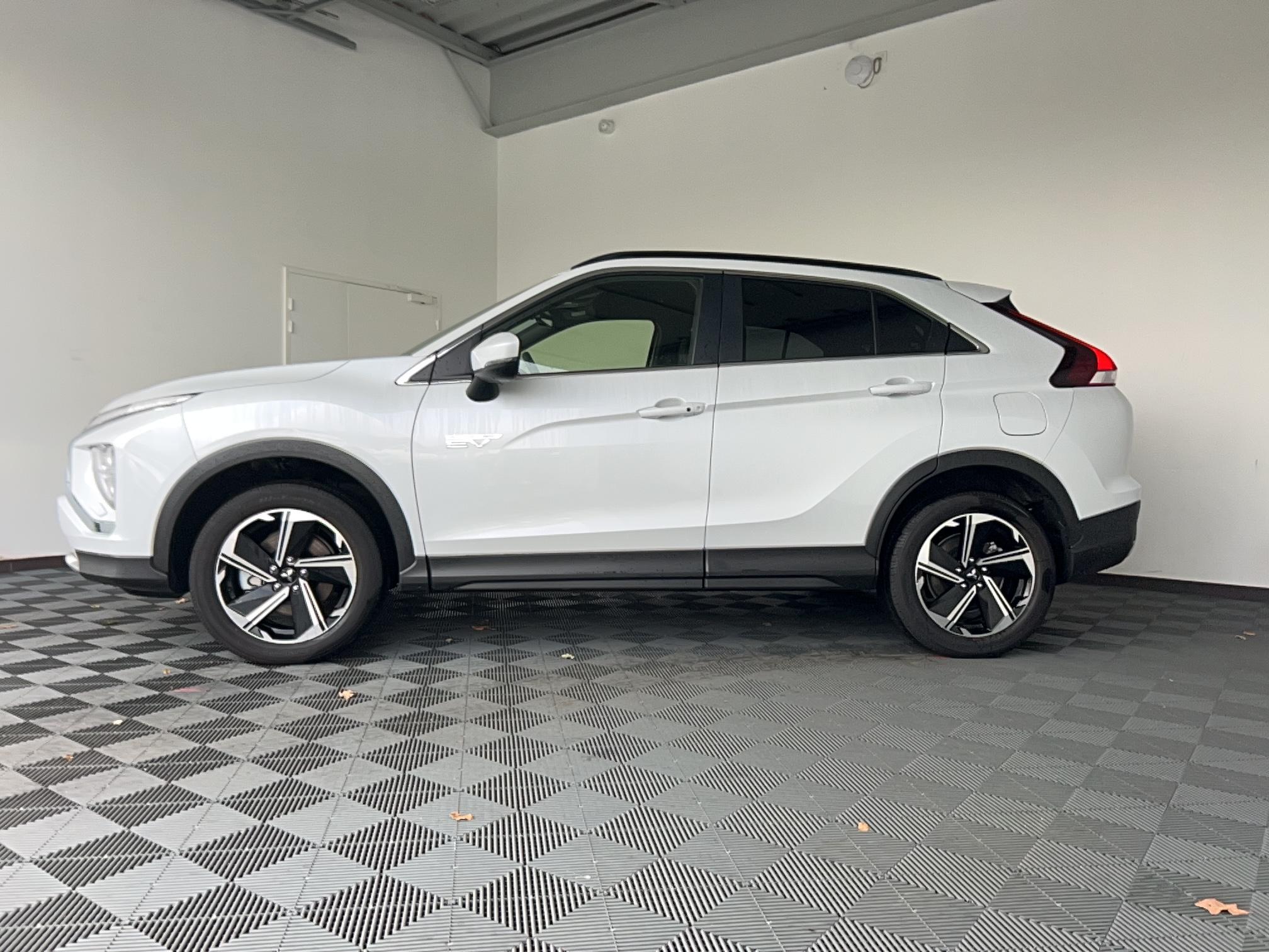 MITSUBISHI Eclipse Cross 2.4 MIVEC PHEV Twin Motor 4WD Business - Véhicule Occasion - Océane Auto MITSUBISHI Eclipse Cross 2.4 MIVEC PHEV Twin Motor 4WD Business - Véhicule Occasion Océane Auto