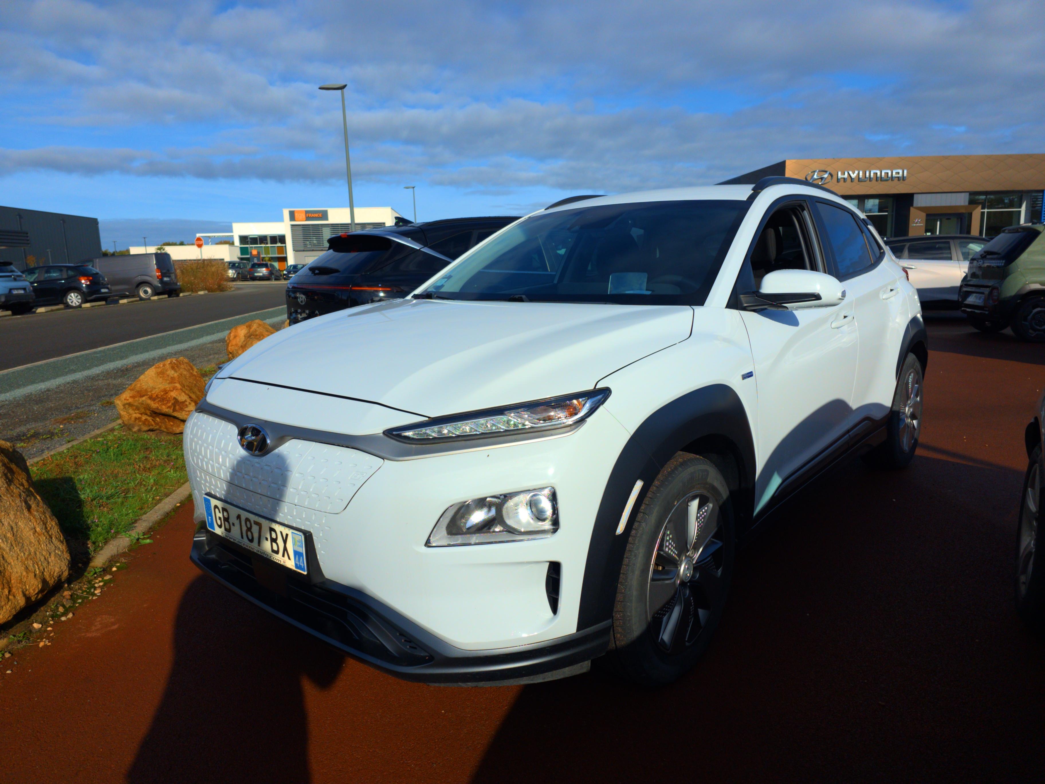 HYUNDAI Kona Electrique 39 kWh - 136 ch Creative - Véhicule Occasion - Océane Auto HYUNDAI Kona Electrique 39 kWh - 136 ch Creative - Véhicule Occasion Océane Auto