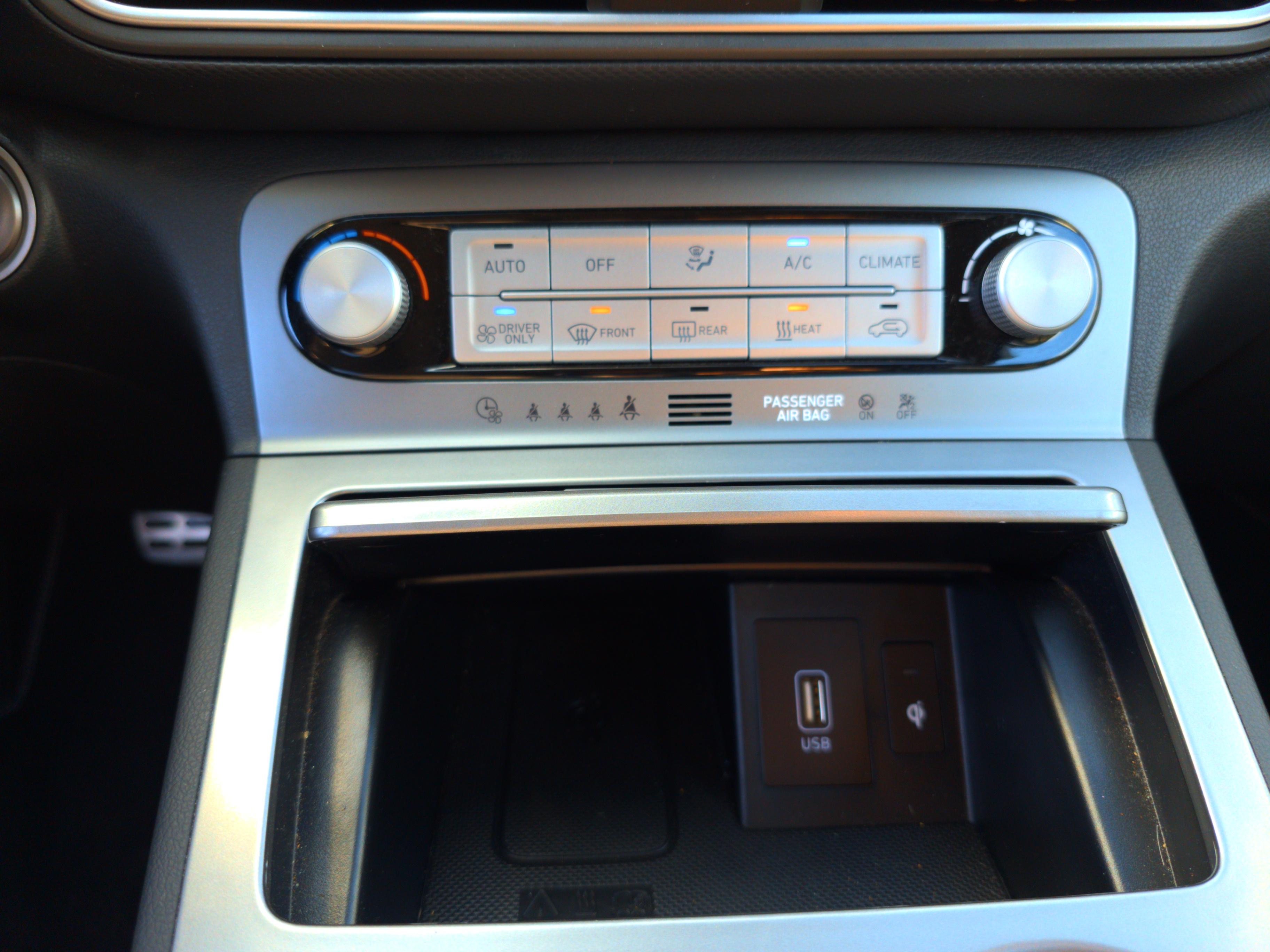 HYUNDAI Kona Electrique 39 kWh - 136 ch Creative - Véhicule Occasion Océane Auto