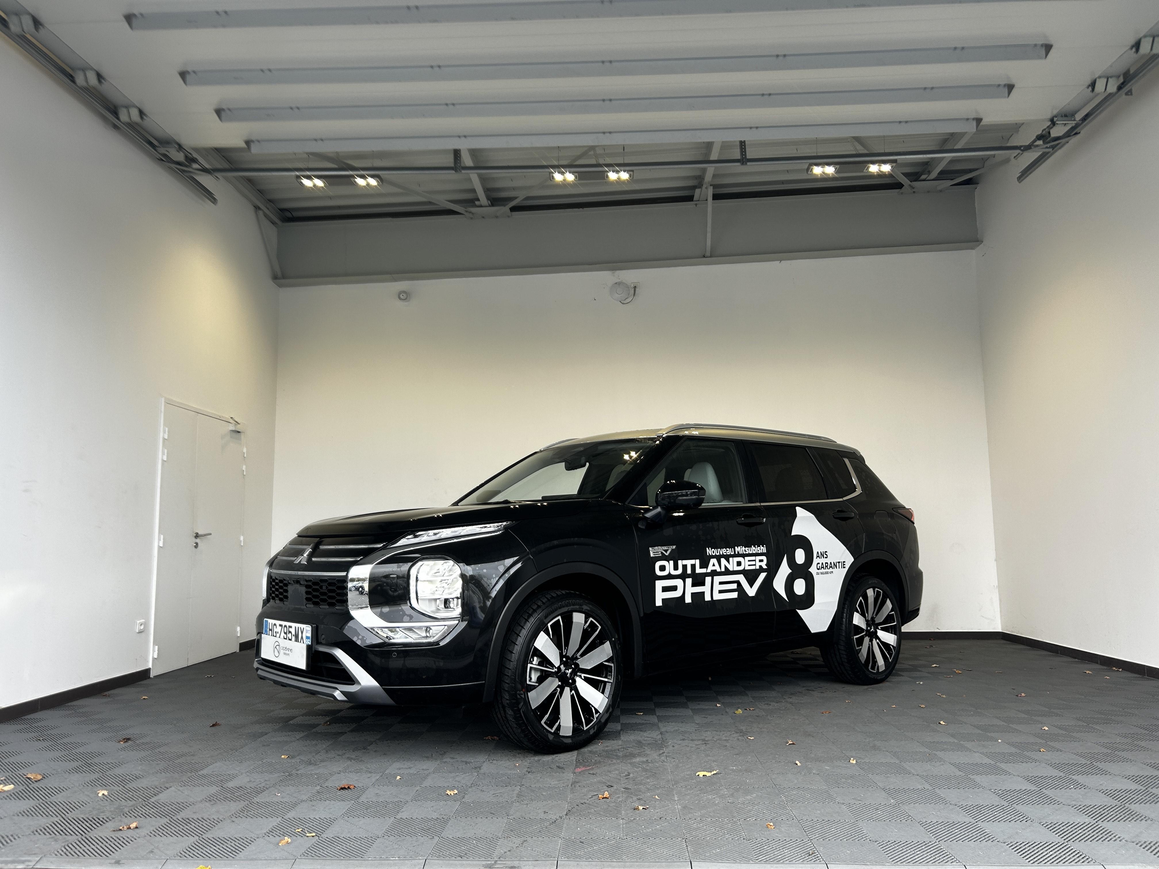 MITSUBISHI Outlander 2.4 MIVEC PHEV 306 4WD Instyle - Véhicule Occasion Océane Auto