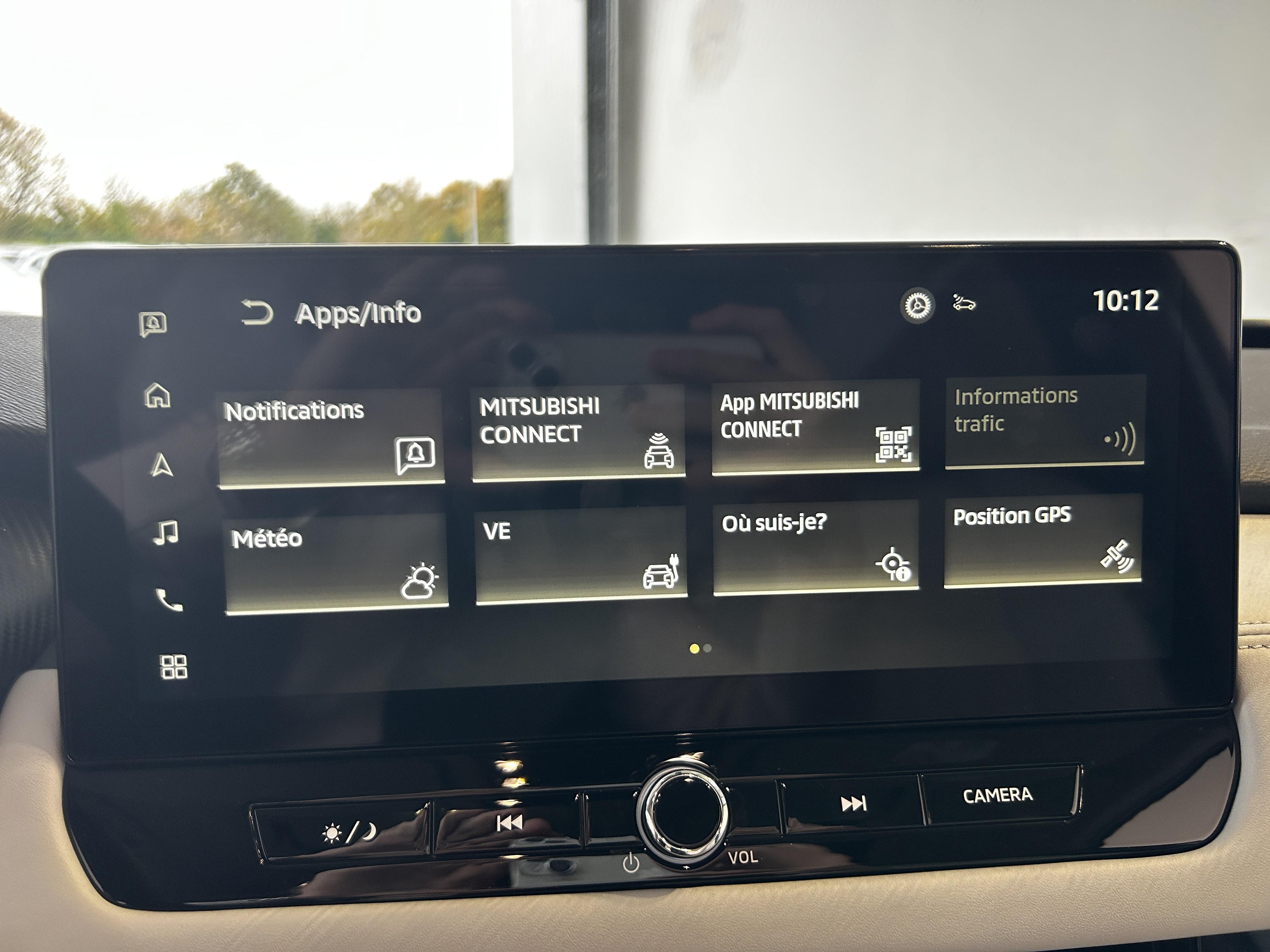 MITSUBISHI Outlander 2.4 MIVEC PHEV 306 4WD Instyle - Véhicule Occasion Océane Auto