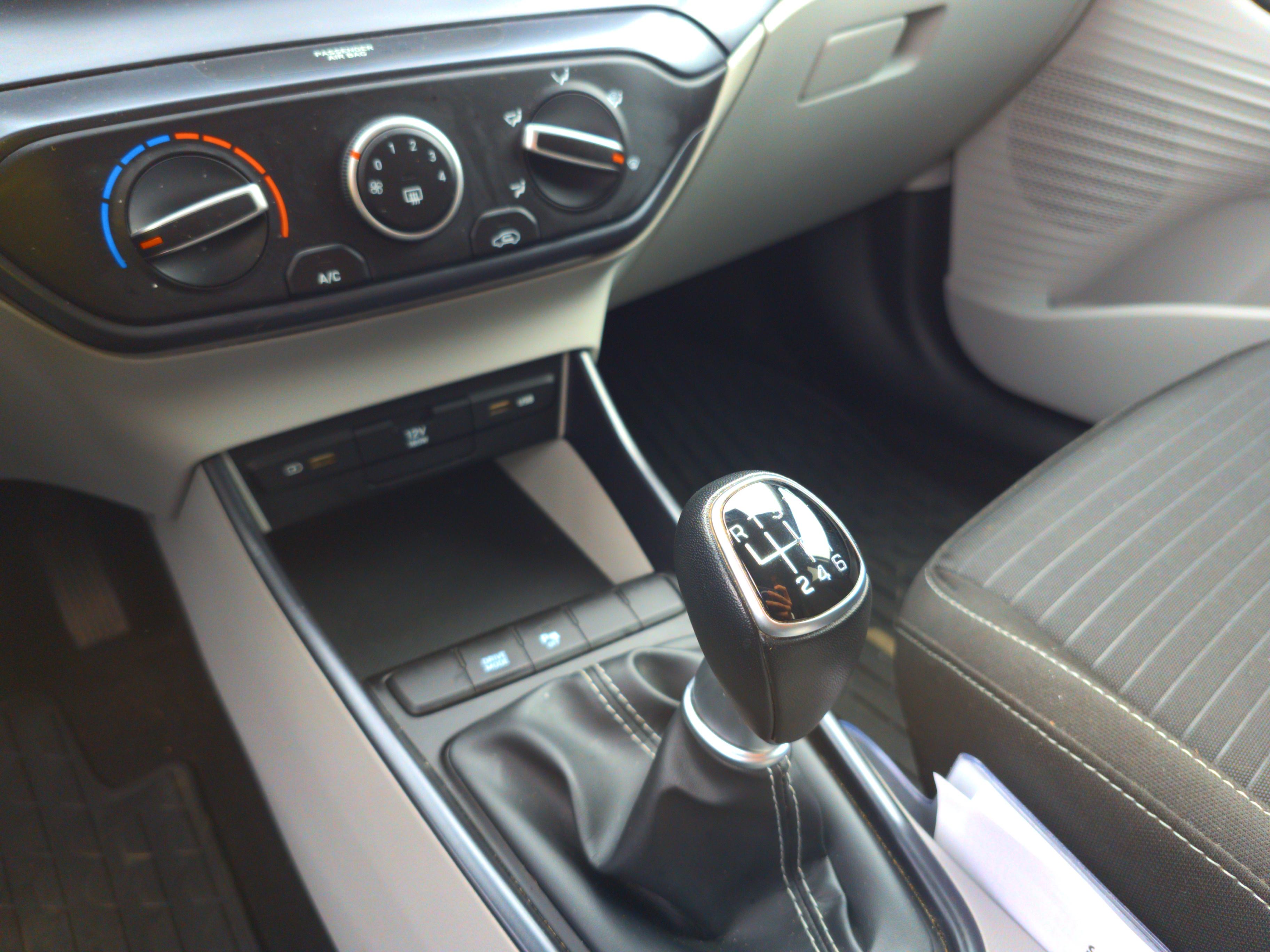 HYUNDAI i20 1.0 T-GDi 100 Hybrid 48V Intuitive - Véhicule Occasion Océane Auto