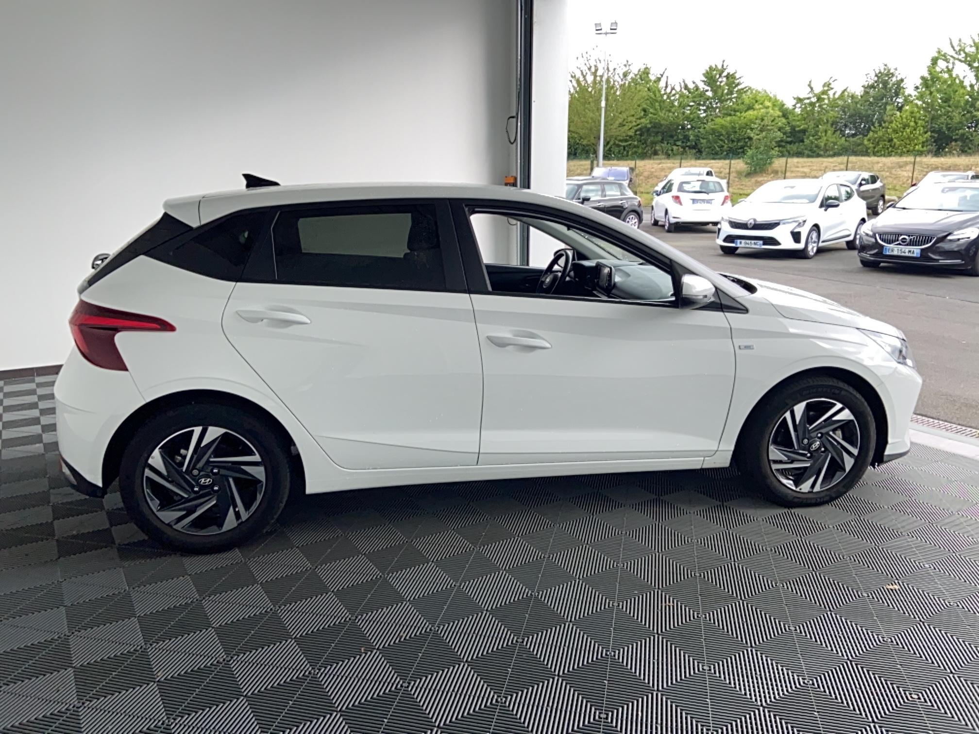 HYUNDAI i20 1.0 T-GDi 100 Hybrid 48V Intuitive - Véhicule Occasion Océane Auto