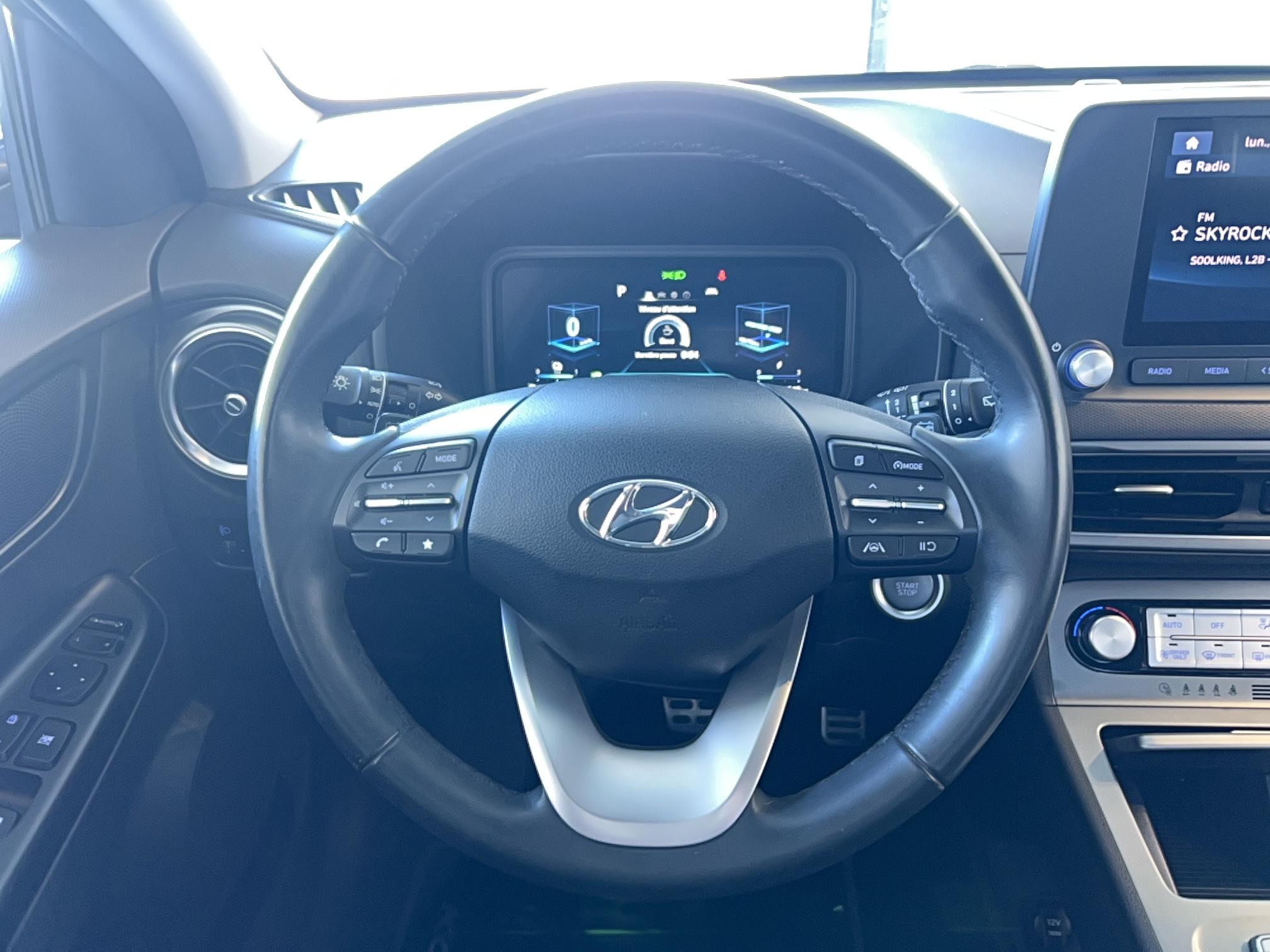 HYUNDAI Kona Electrique 39 kWh - 136 ch Intuitive - Véhicule Occasion - Océane Auto HYUNDAI Kona Electrique 39 kWh - 136 ch Intuitive - Véhicule Occasion Océane Auto