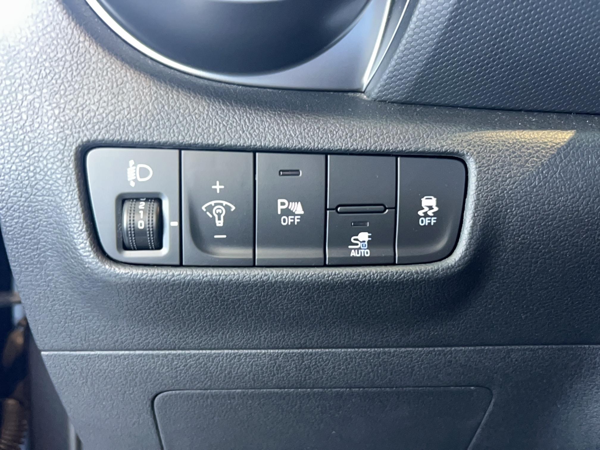 HYUNDAI Kona Electrique 39 kWh - 136 ch Intuitive - Véhicule Occasion - Océane Auto HYUNDAI Kona Electrique 39 kWh - 136 ch Intuitive - Véhicule Occasion Océane Auto