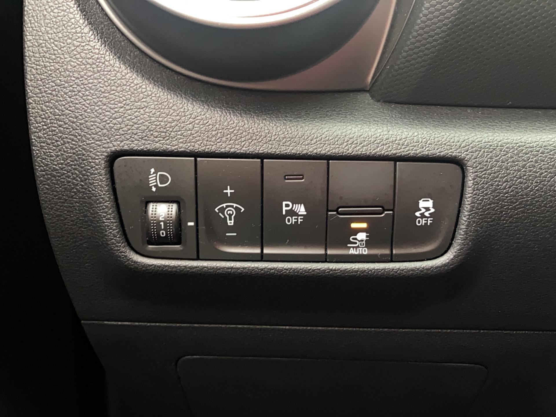 HYUNDAI Kona Electrique 39 kWh - 136 ch Intuitive - Véhicule Occasion Océane Auto