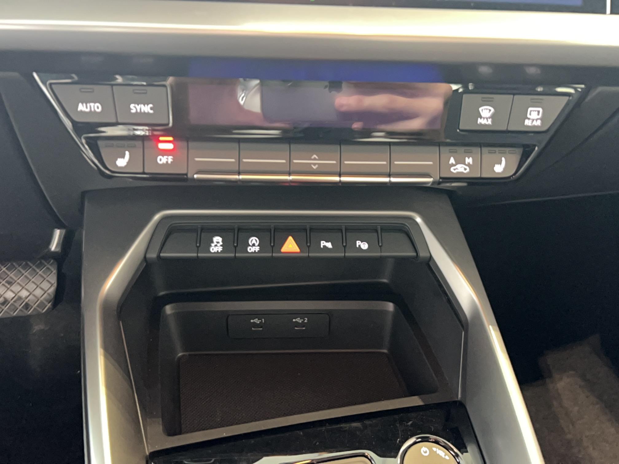 AUDI A3 Sportback 30 TFSI 116 S tronic 7 Design - Véhicule Occasion Océane Auto