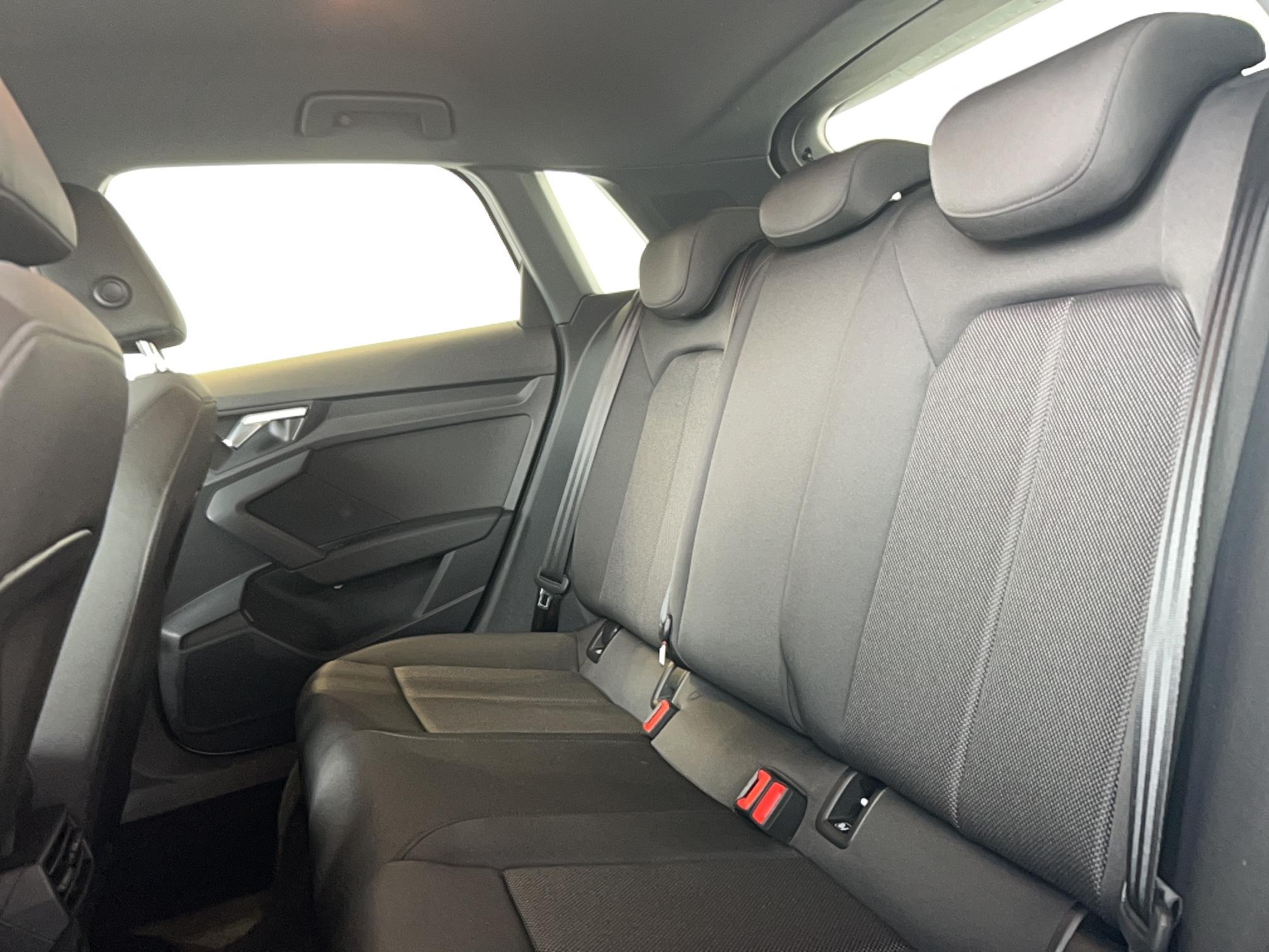 AUDI A3 Sportback 30 TFSI 116 S tronic 7 Design - Véhicule Occasion Océane Auto