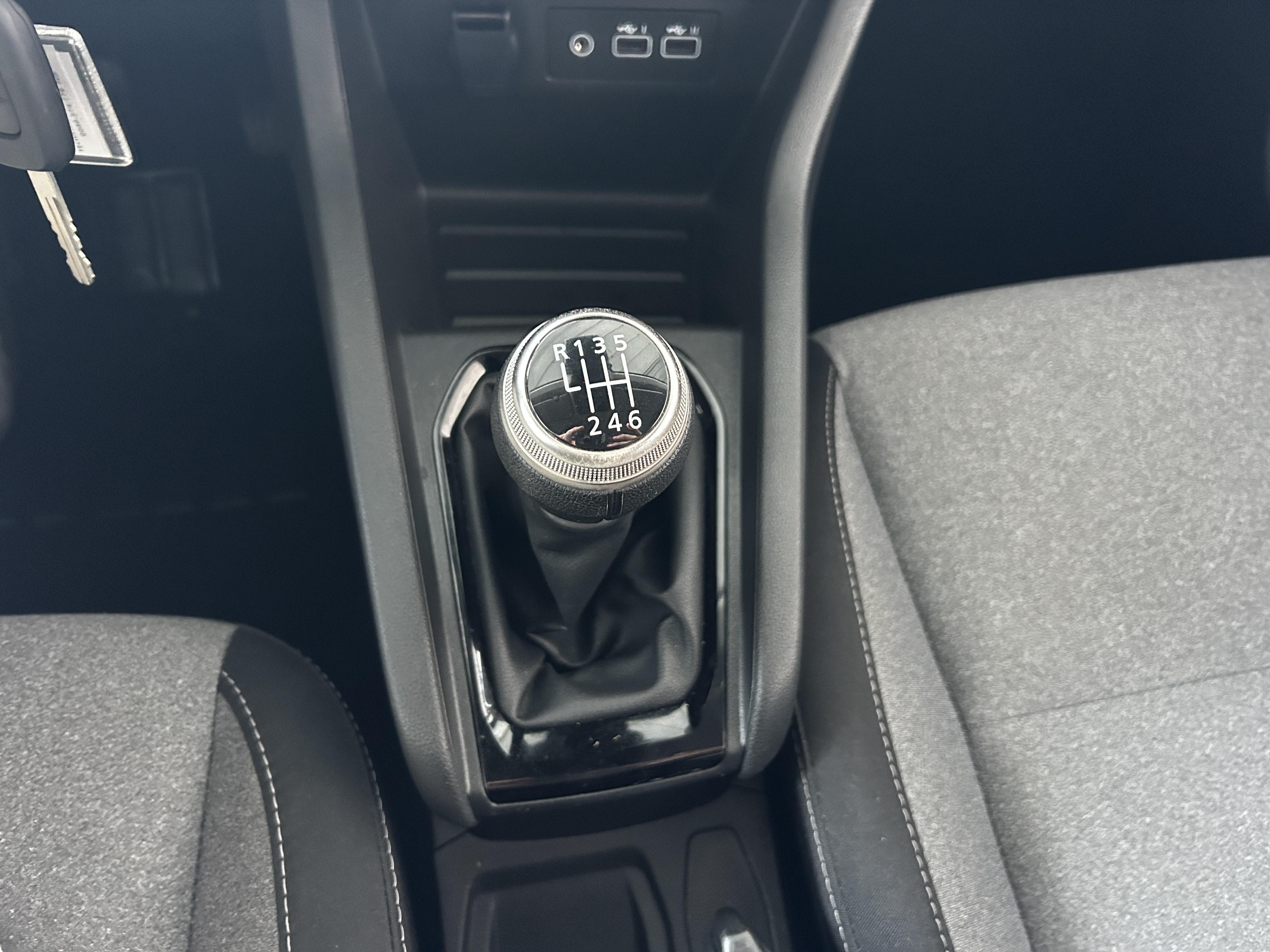 RENAULT Clio TCe 90 ch GSR2 Evolution - Véhicule Occasion Océane Auto