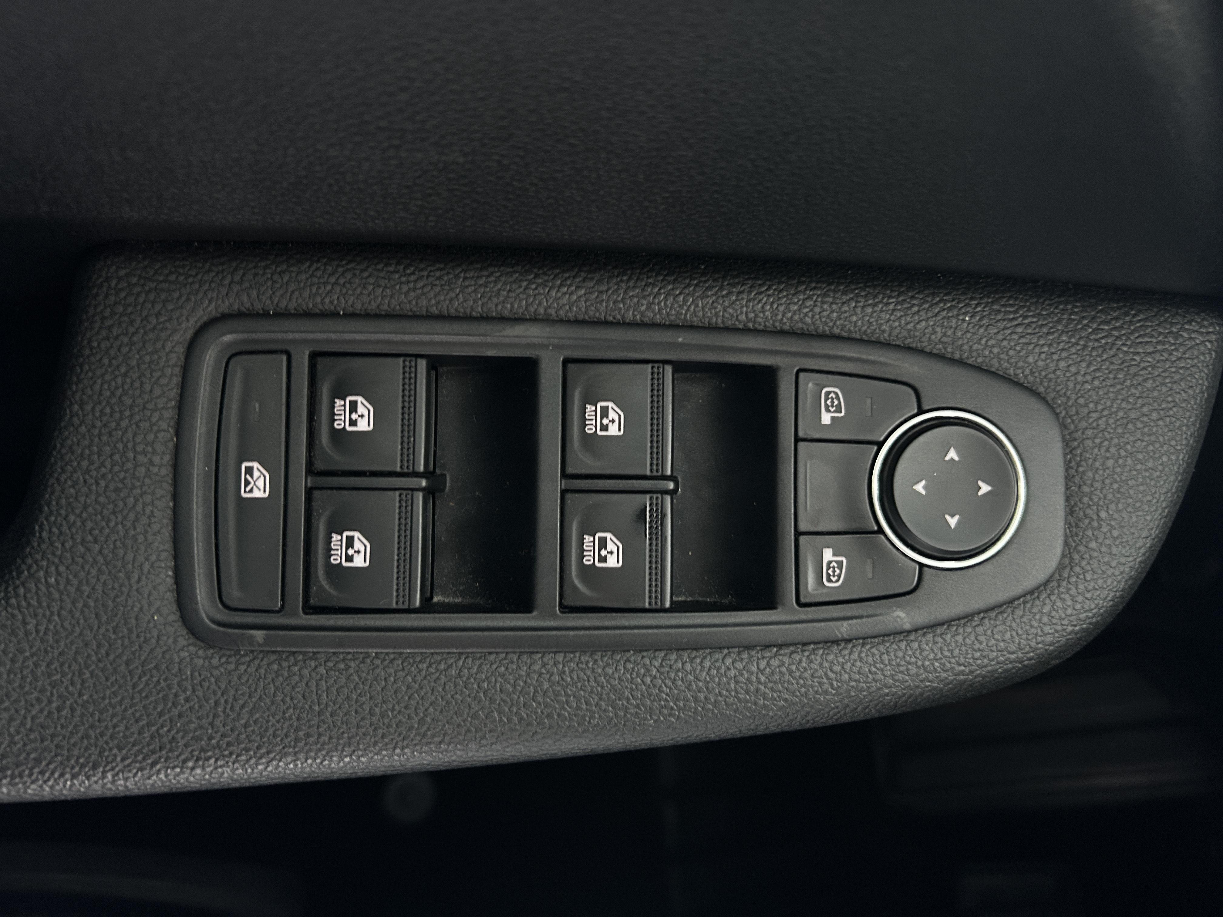 RENAULT Clio TCe 90 ch GSR2 Evolution - Véhicule Occasion Océane Auto