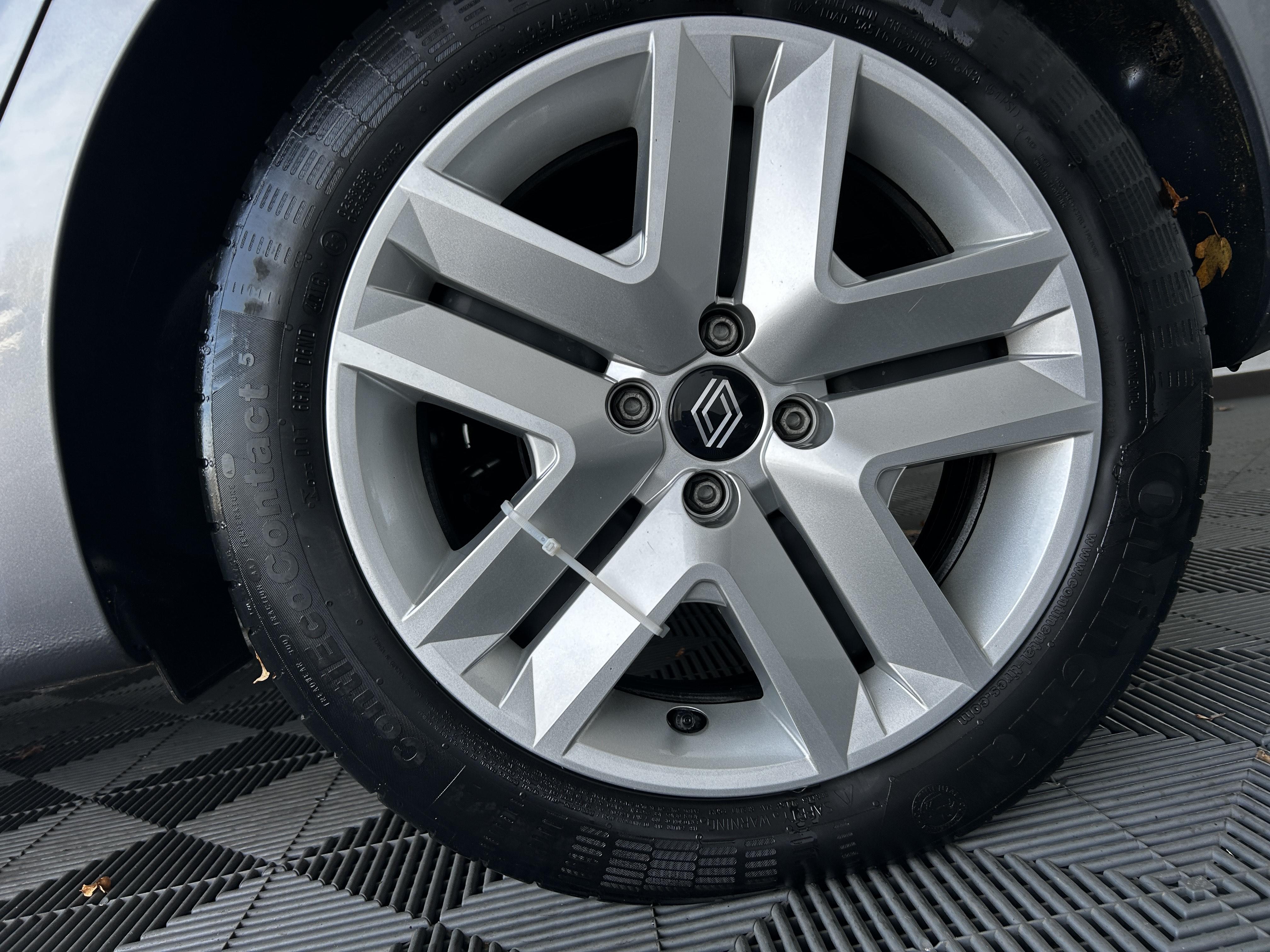 RENAULT Clio TCe 90 ch GSR2 Evolution - Véhicule Occasion Océane Auto