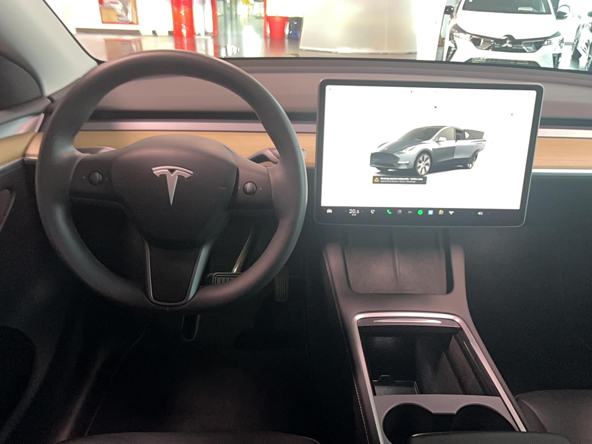TESLA MODEL Y Grande Autonomie Dual Motor AWD - Véhicule Occasion - Océane Auto TESLA MODEL Y Grande Autonomie Dual Motor AWD - Véhicule Occasion Océane Auto