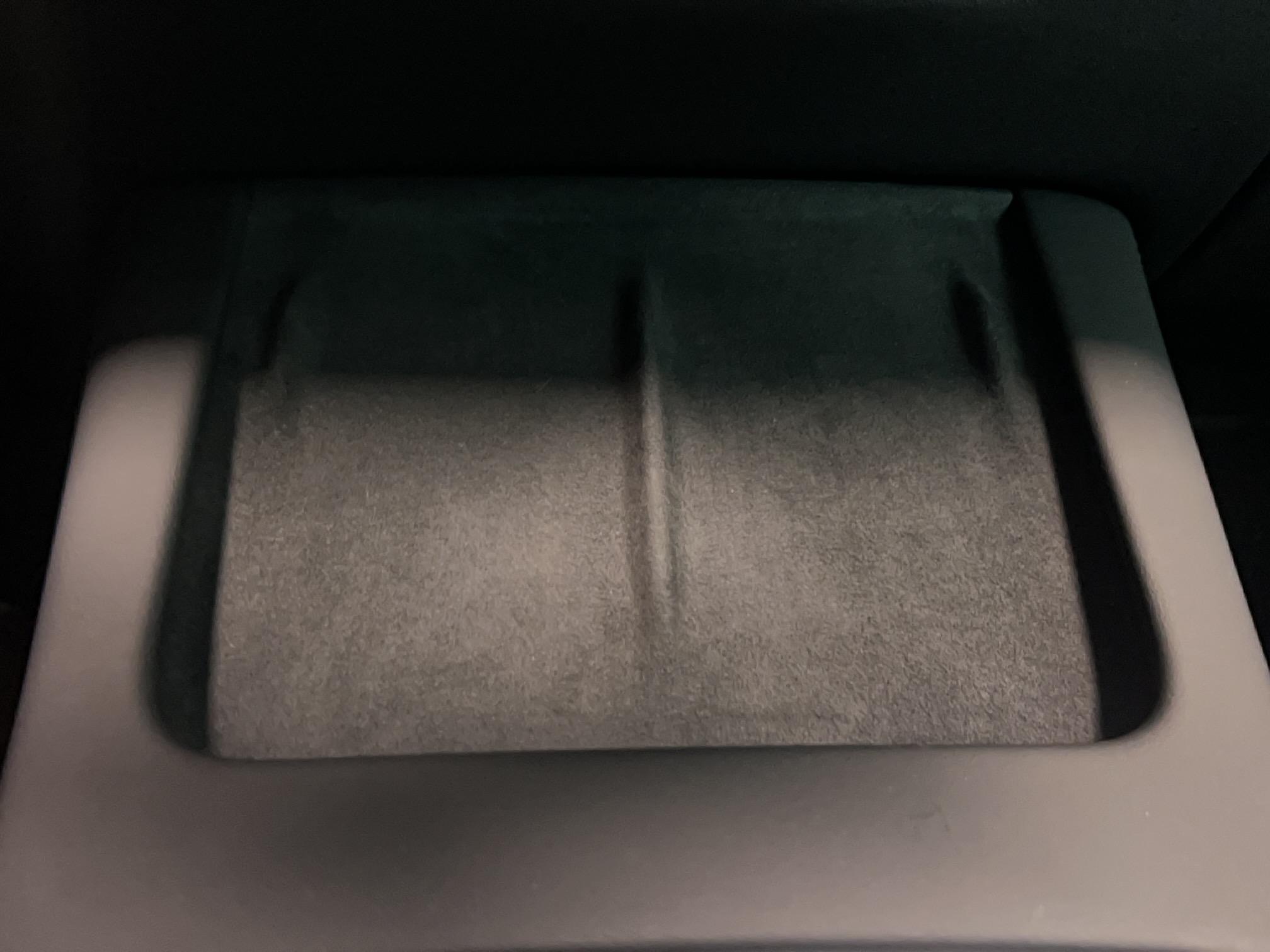 TESLA MODEL Y Grande Autonomie Dual Motor AWD - Véhicule Occasion - Océane Auto TESLA MODEL Y Grande Autonomie Dual Motor AWD - Véhicule Occasion Océane Auto