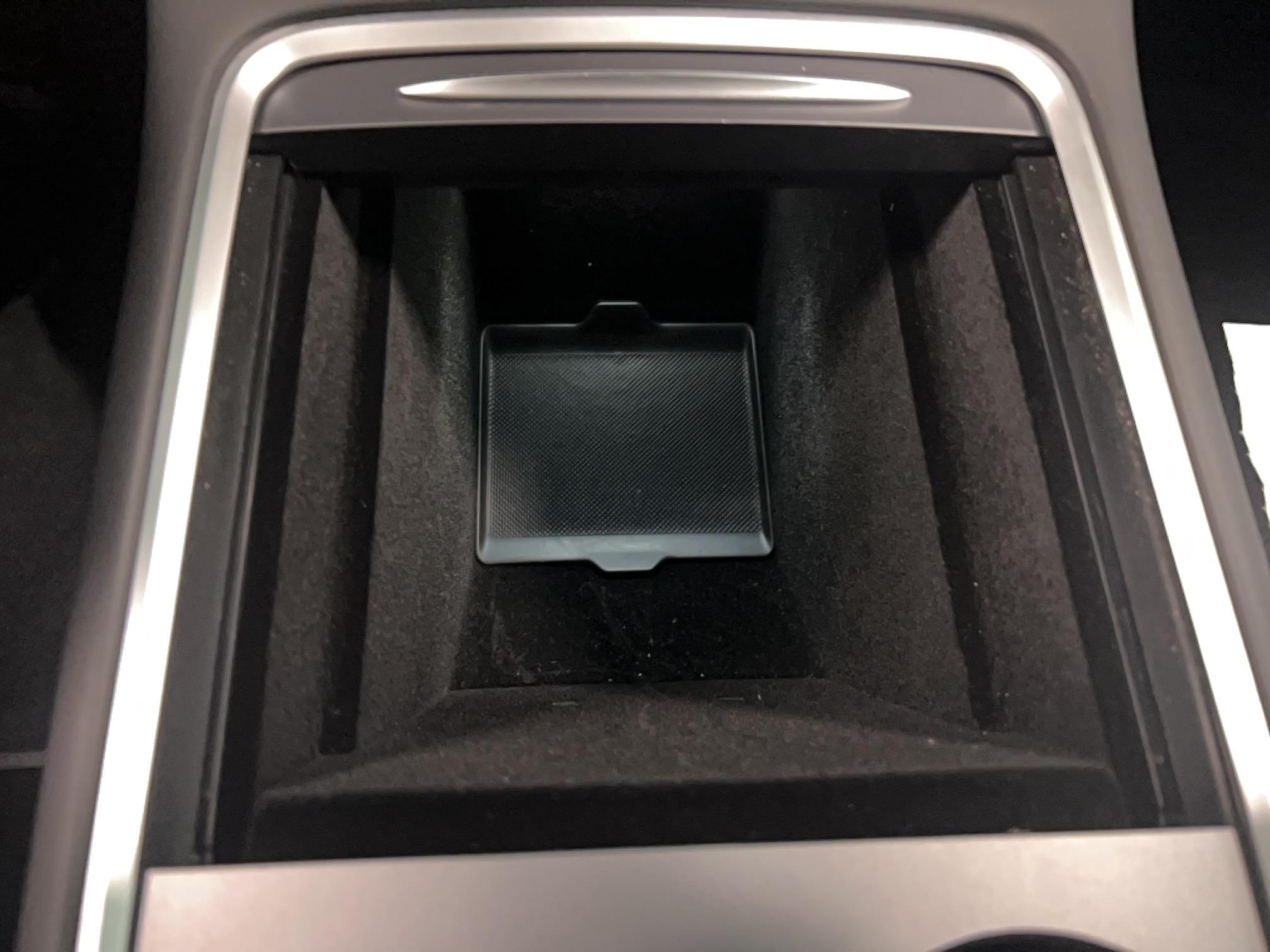 TESLA MODEL Y Grande Autonomie Dual Motor AWD - Véhicule Occasion - Océane Auto TESLA MODEL Y Grande Autonomie Dual Motor AWD - Véhicule Occasion Océane Auto