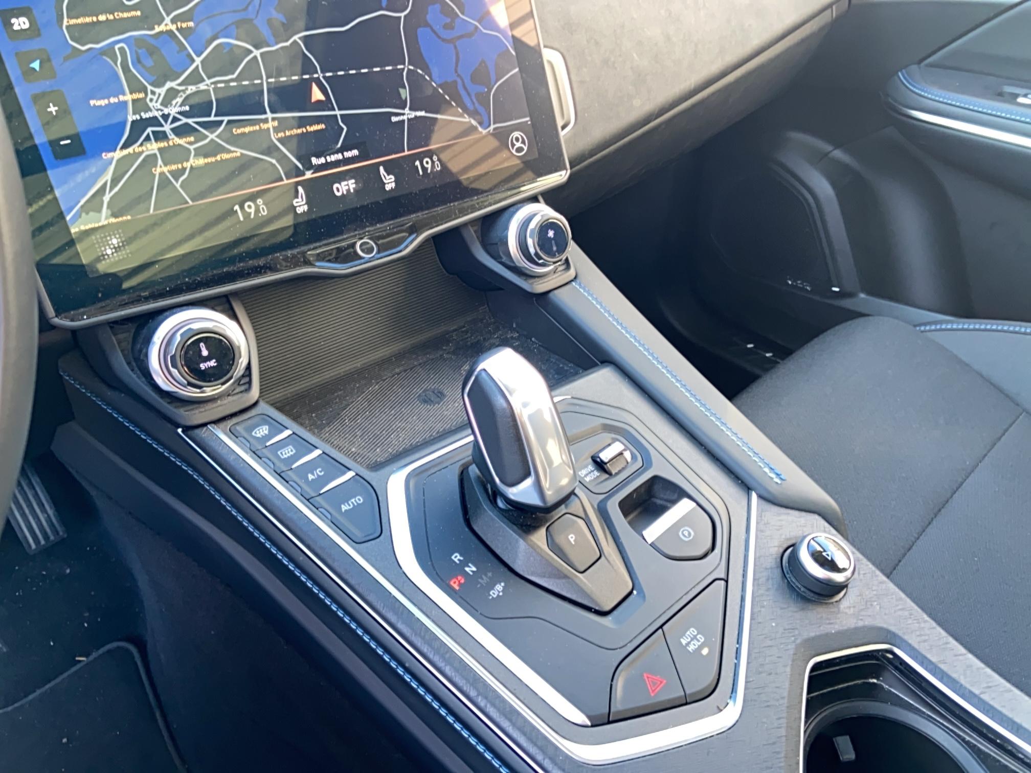 LYNK & CO 01 1.5 PHEV 261 ch DCTH7  - Véhicule Occasion Océane Auto