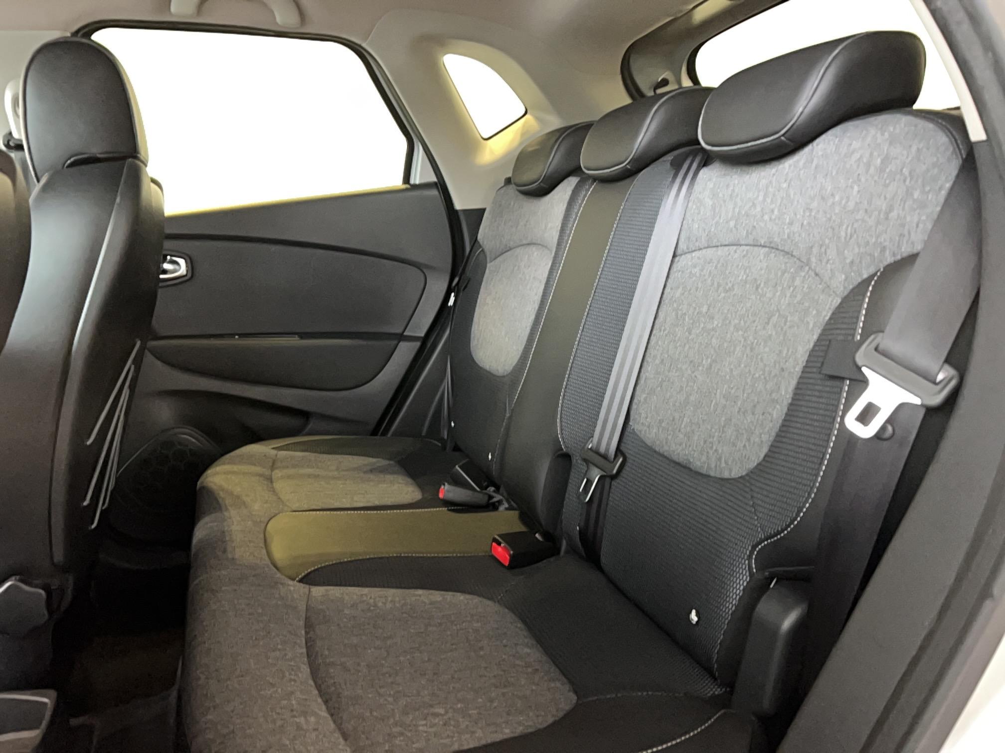 RENAULT Captur TCe 90 Intens - Véhicule Occasion Océane Auto