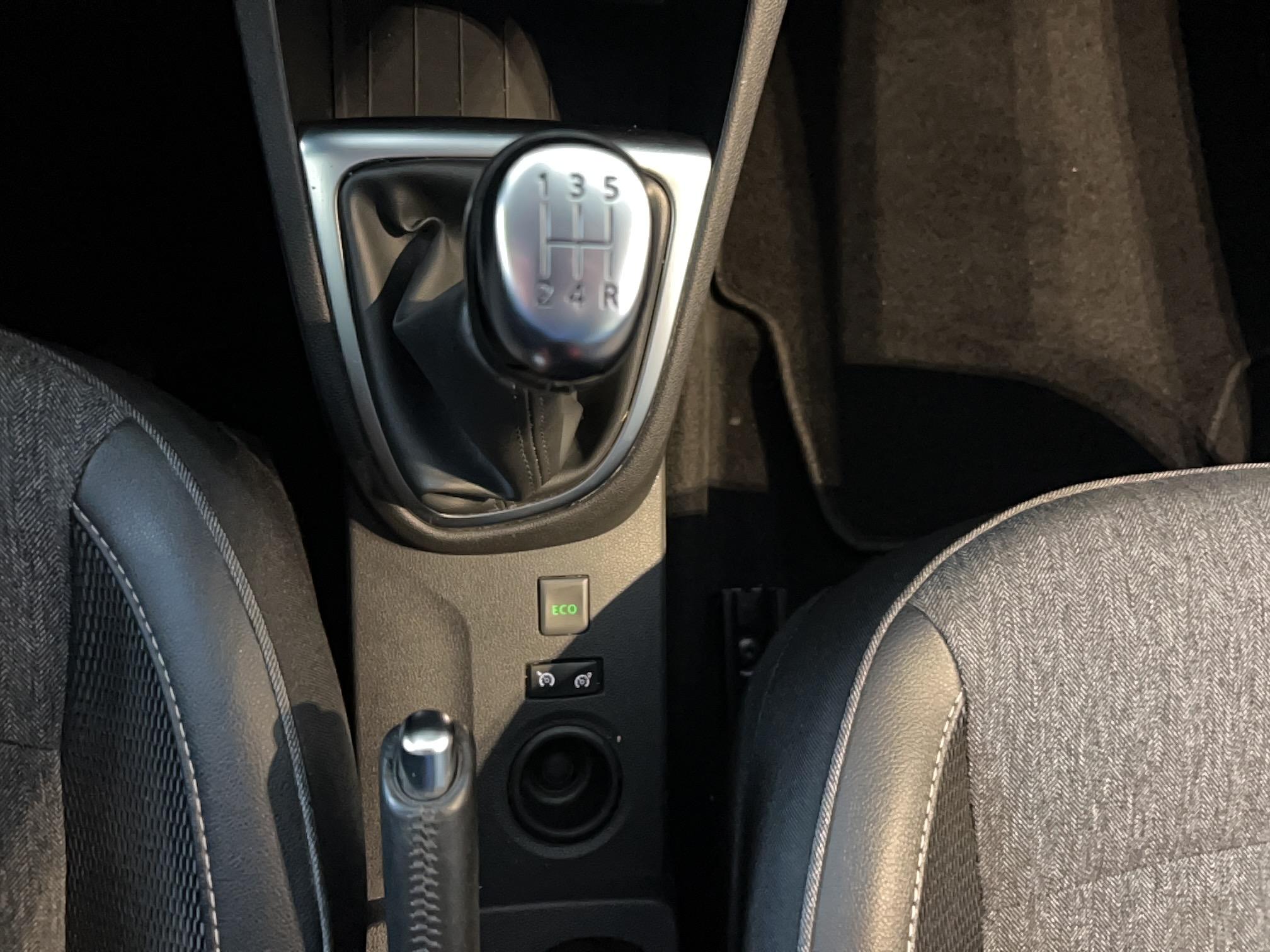 RENAULT Captur TCe 90 Intens - Véhicule Occasion Océane Auto