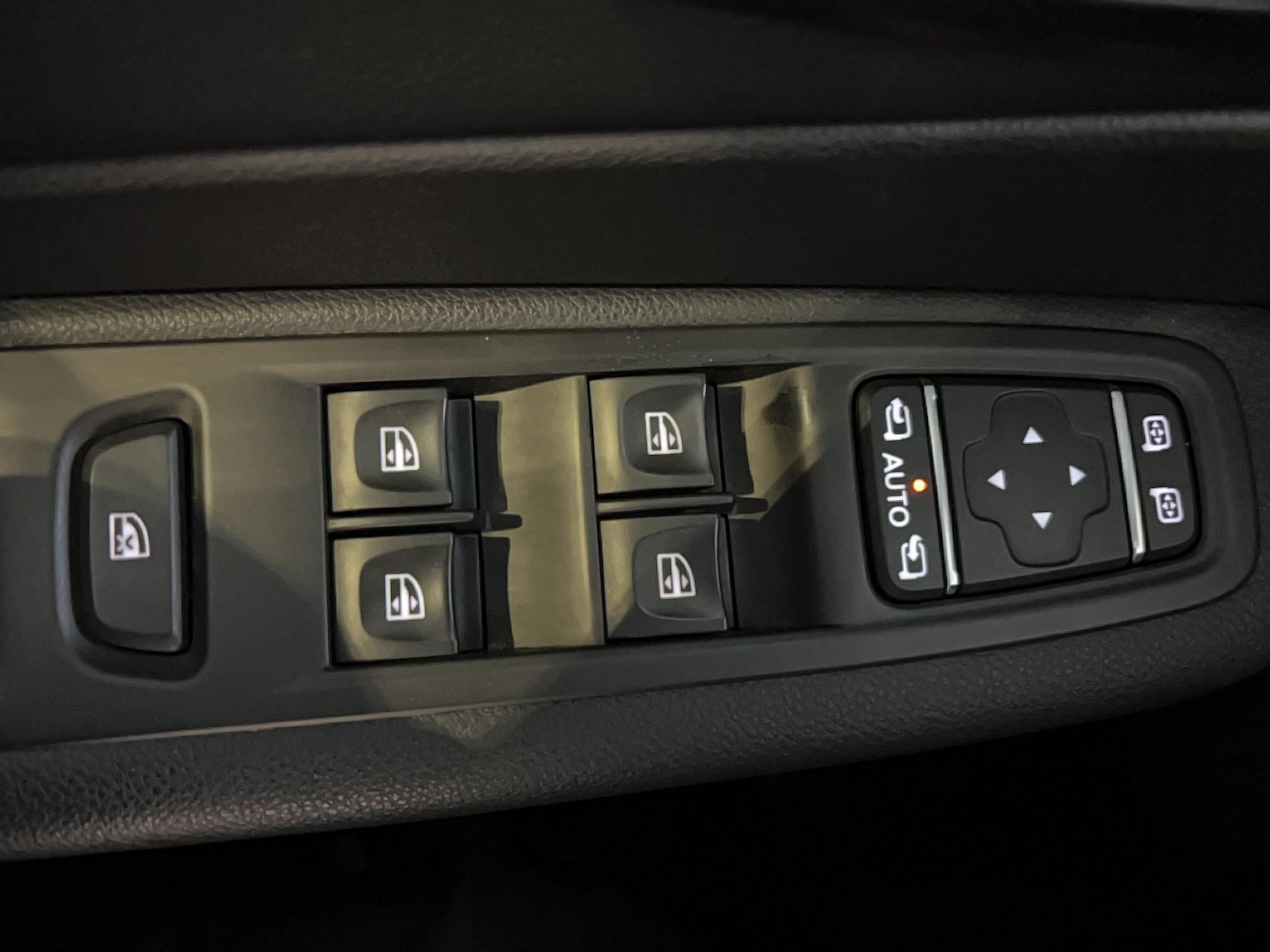 RENAULT Captur TCe 90 Intens - Véhicule Occasion Océane Auto