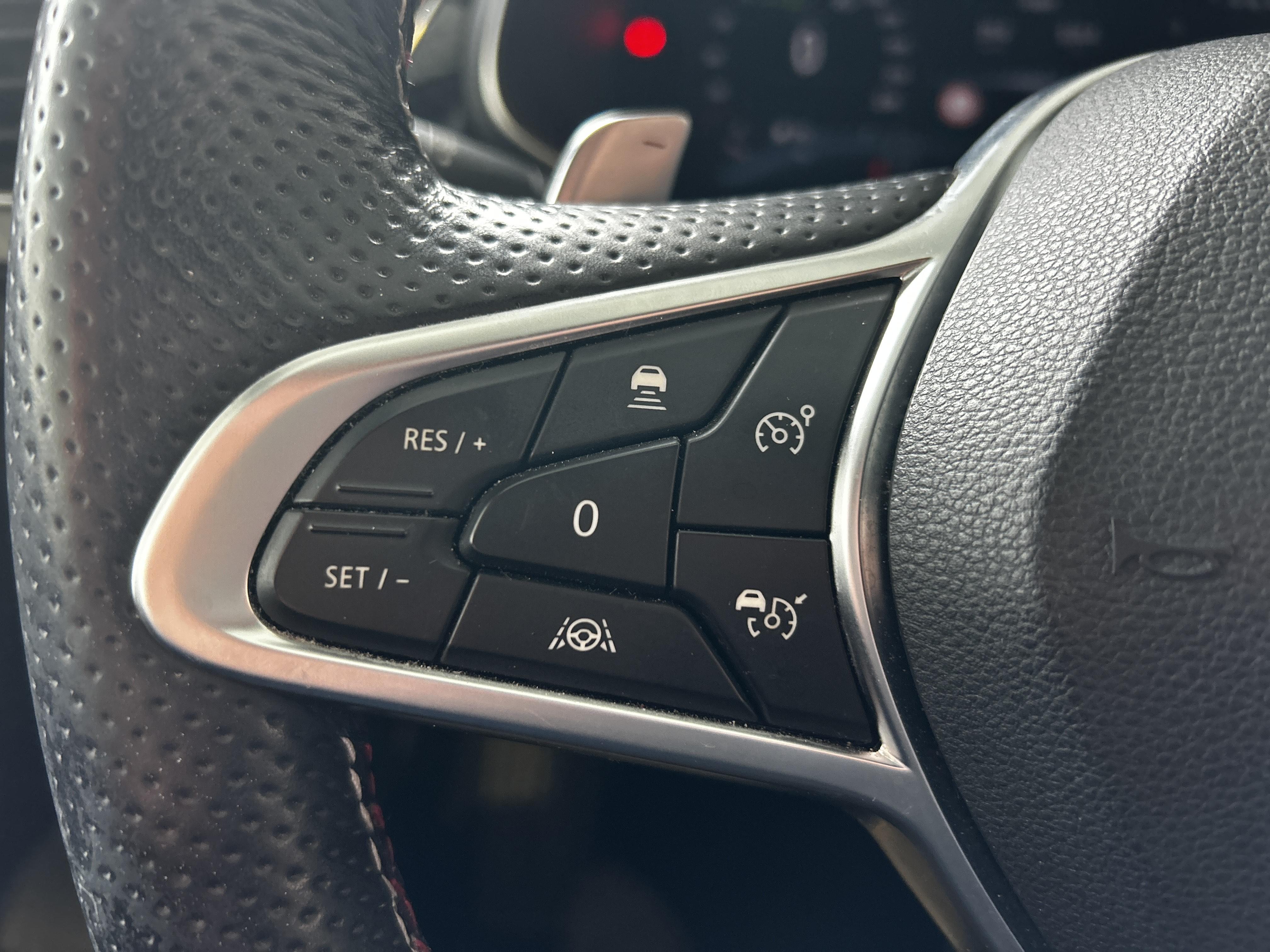 RENAULT Arkana TCe 140 EDC FAP - 21B R.S. Line - Véhicule Occasion Océane Auto