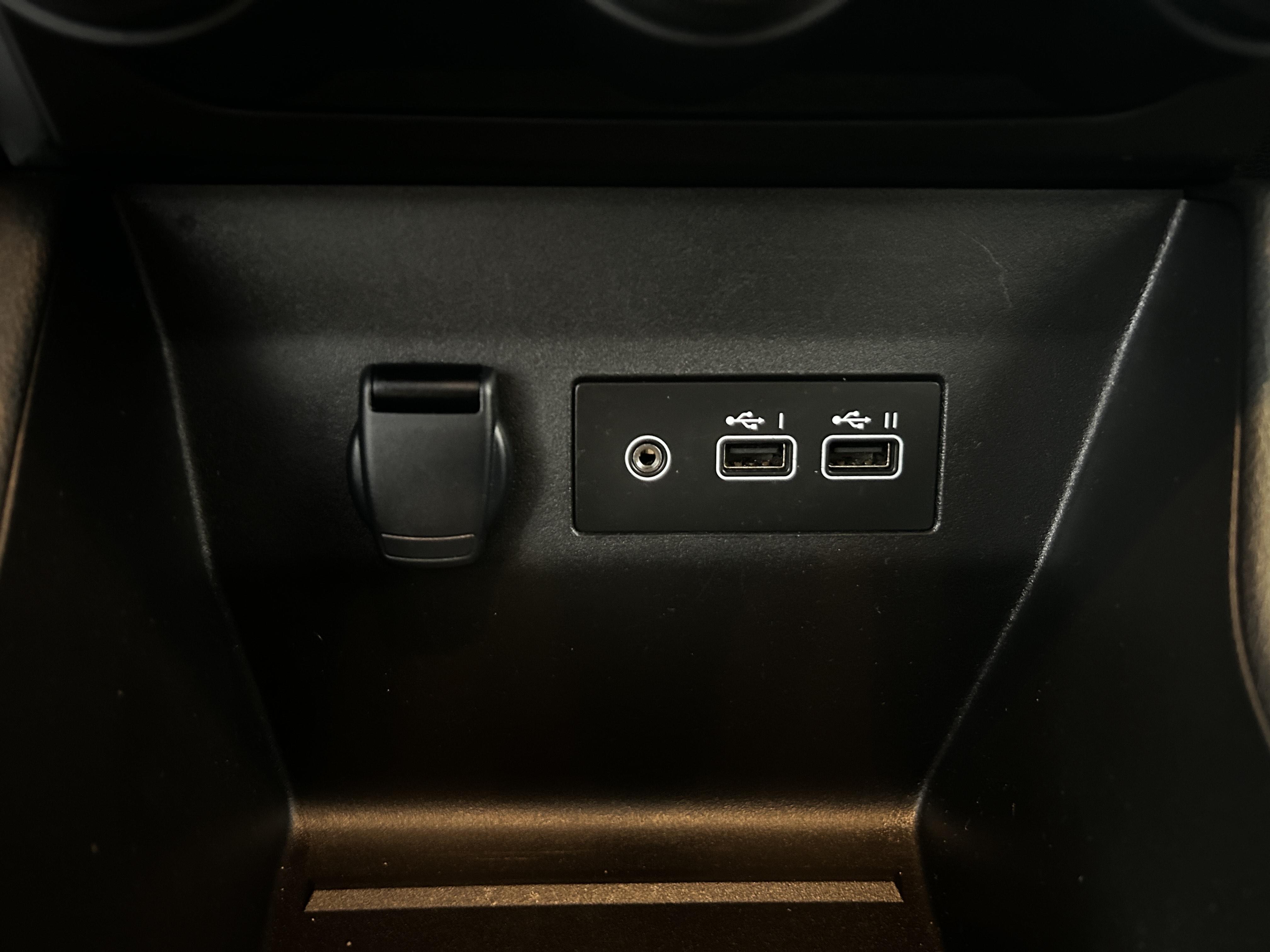 RENAULT Clio TCe 90 ch GSR2 Evolution - Véhicule Occasion Océane Auto