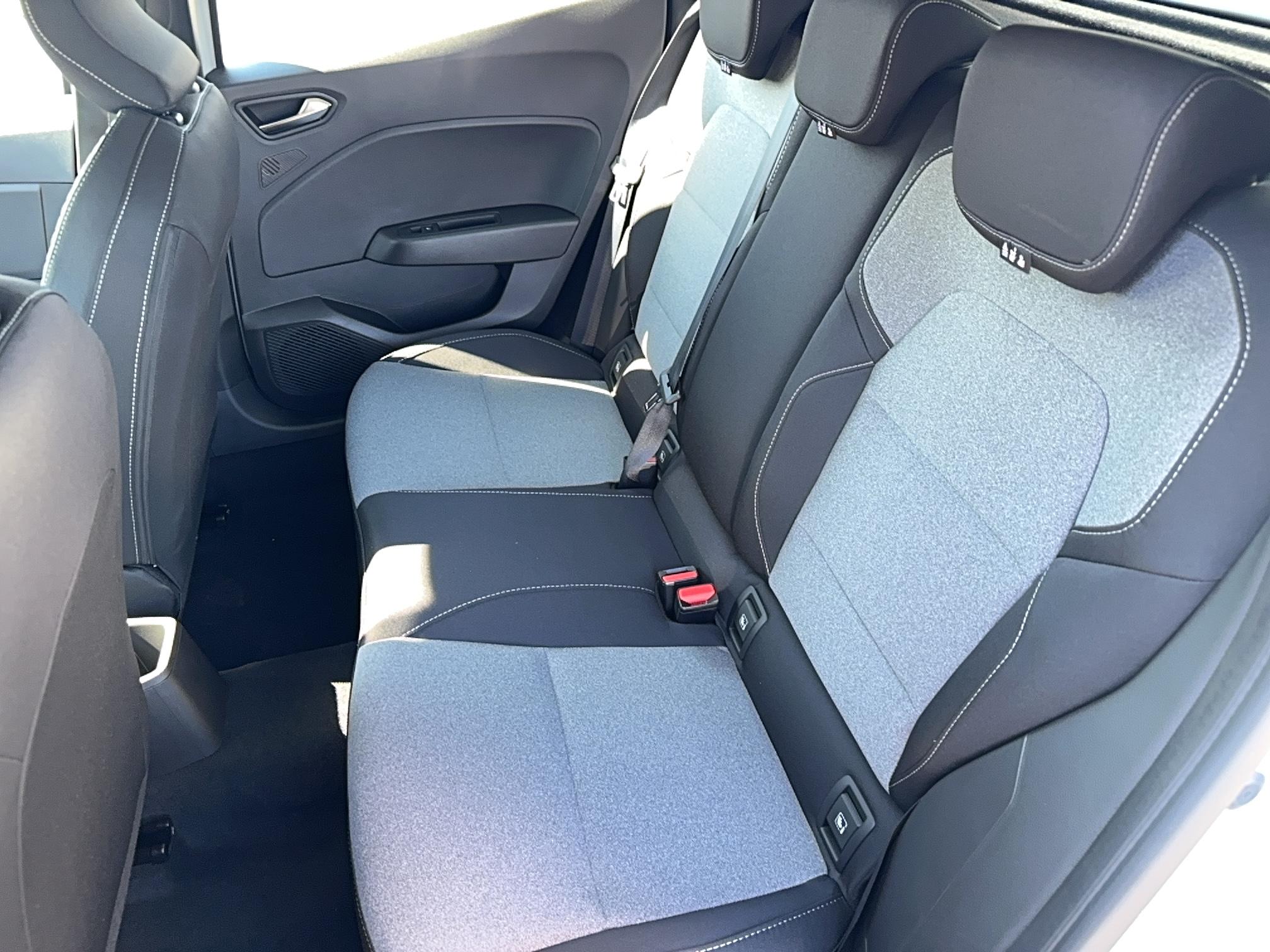 RENAULT Clio dCi 100 GSR2 Evolution - Véhicule Occasion - Océane Auto RENAULT Clio dCi 100 GSR2 Evolution - Véhicule Occasion Océane Auto