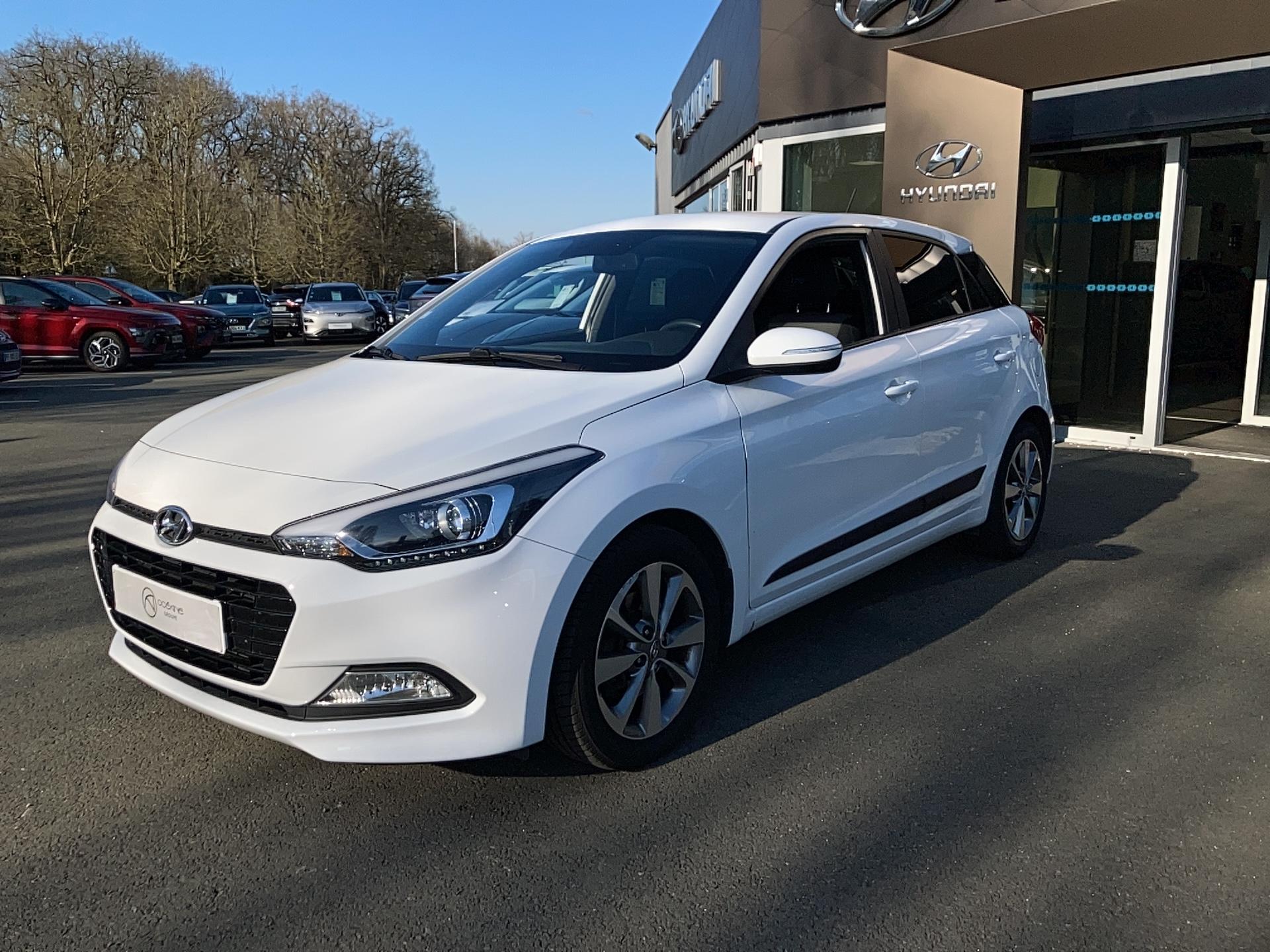 HYUNDAI i20 1.0 T-GDi 100 GO! Navi - Véhicule Occasion Océane Auto