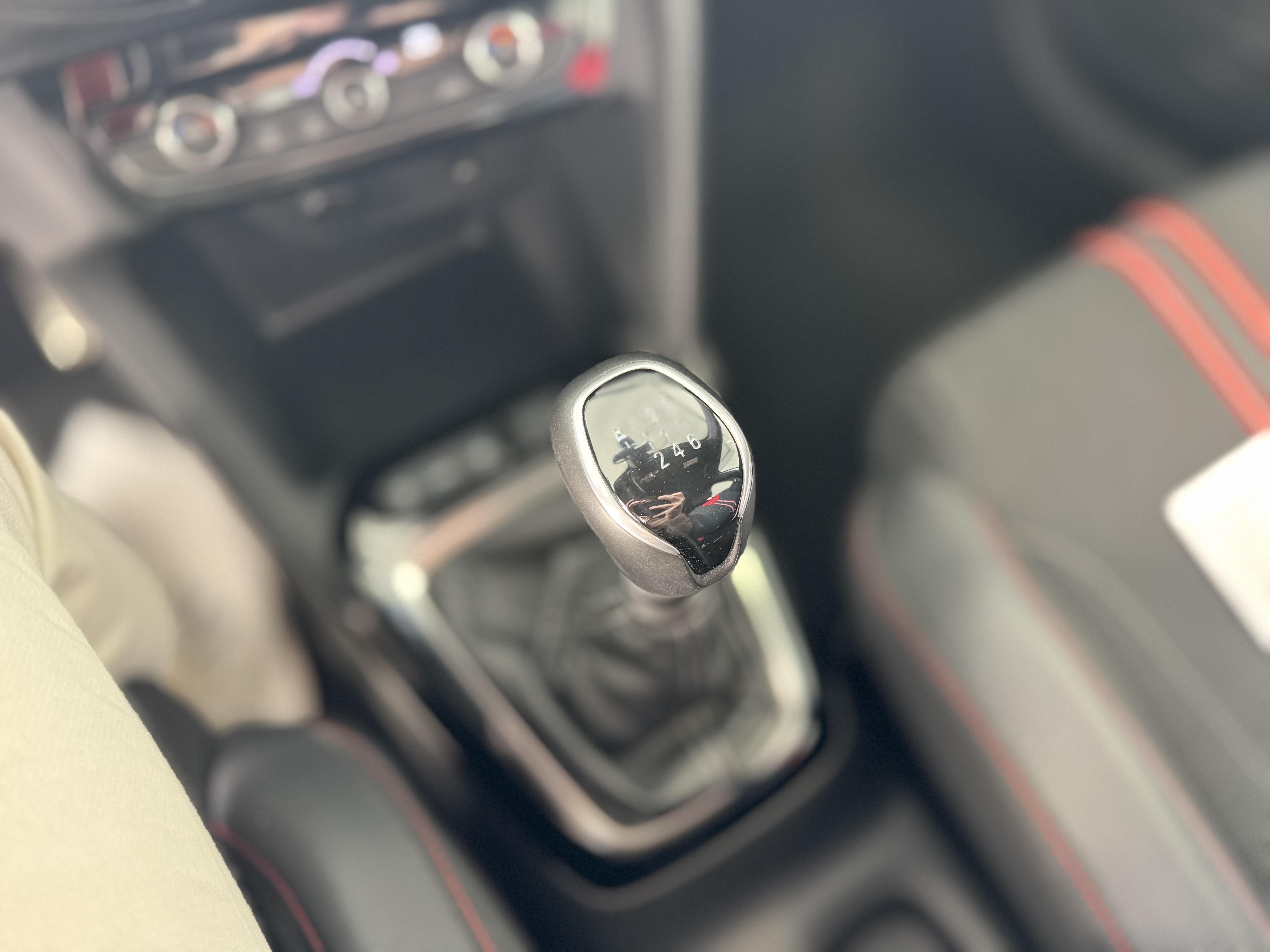 OPEL Corsa 1.2 Turbo 100 ch BVM6 GS Line - Véhicule Occasion Océane Auto