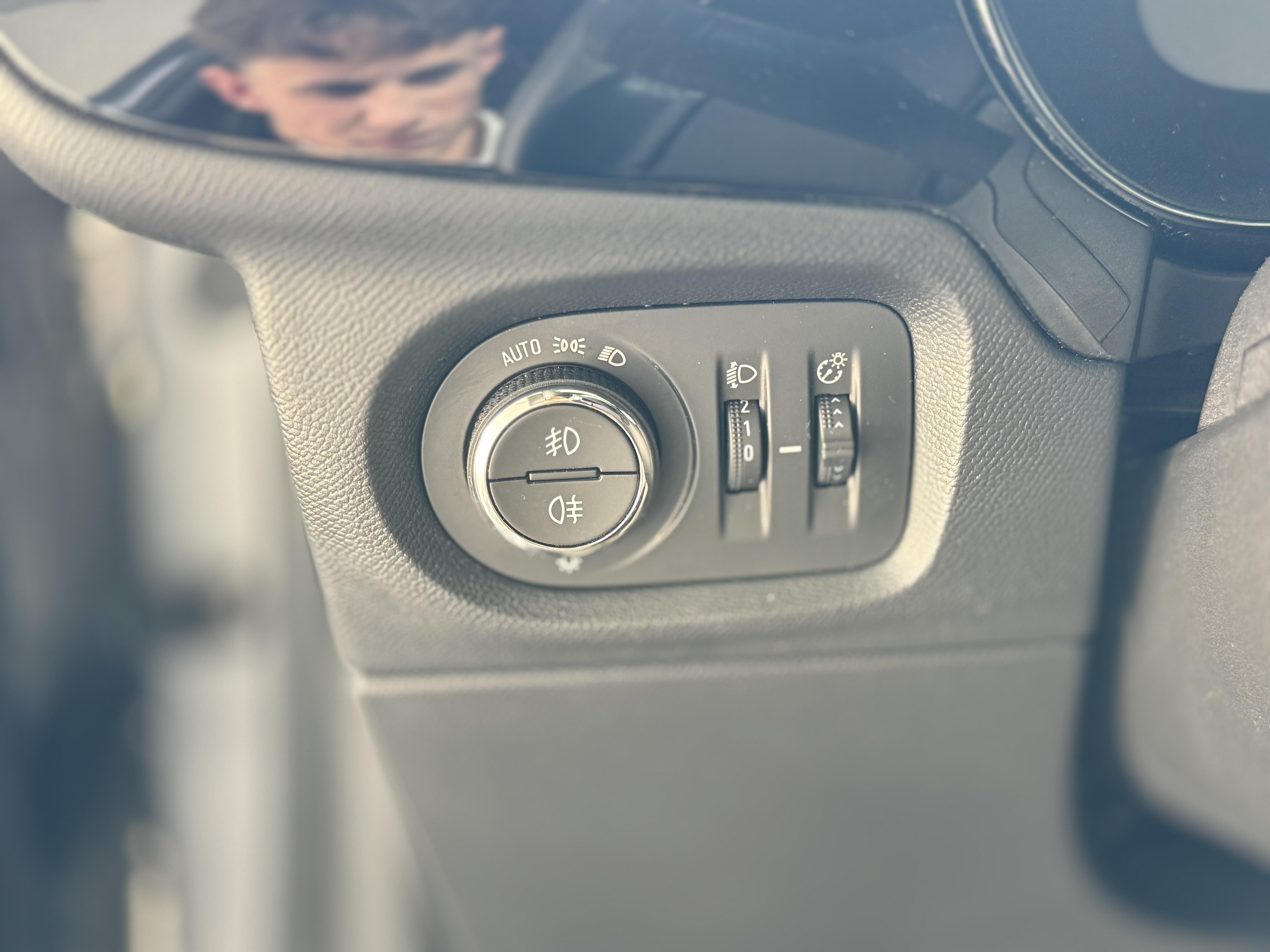 OPEL Corsa 1.2 Turbo 100 ch BVM6 GS Line - Véhicule Occasion Océane Auto