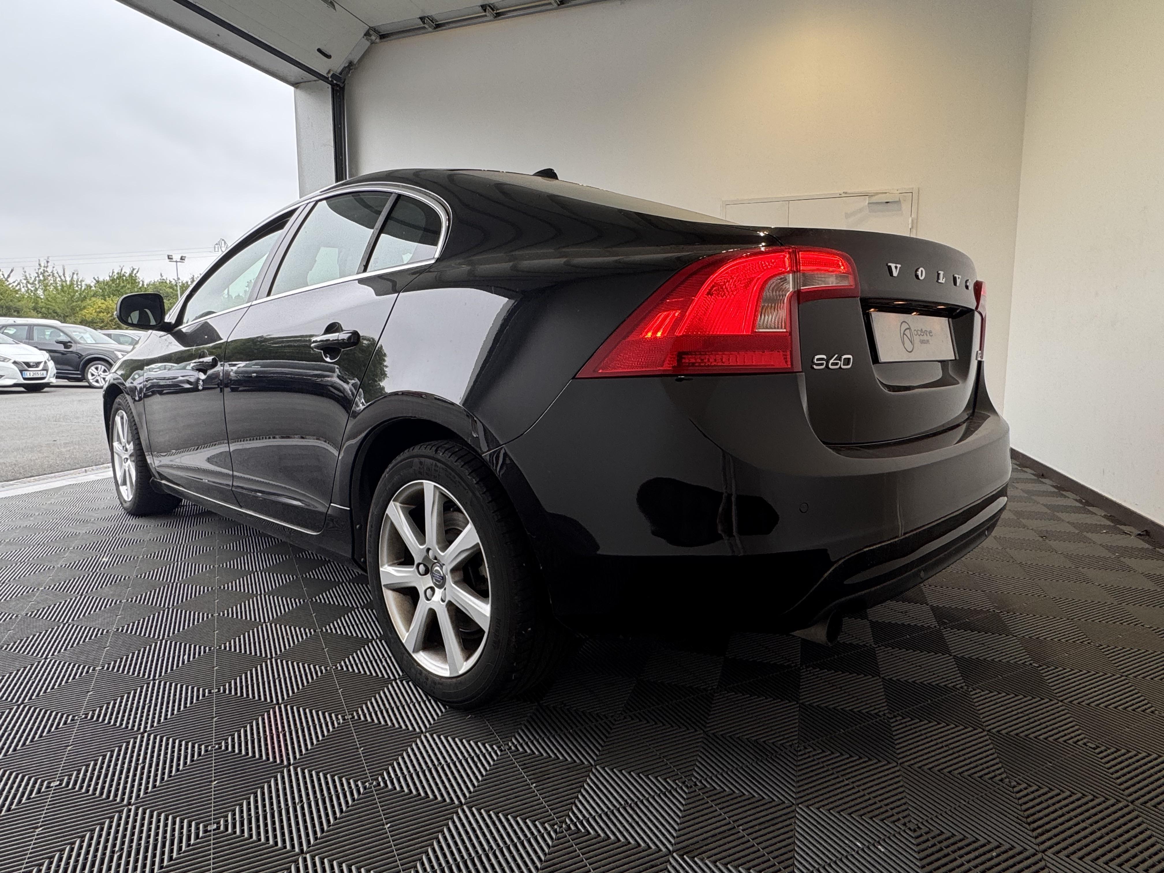 VOLVO S60 D2 120 ch Stop&Start Geartronic 6 Business - Véhicule Occasion Océane Auto